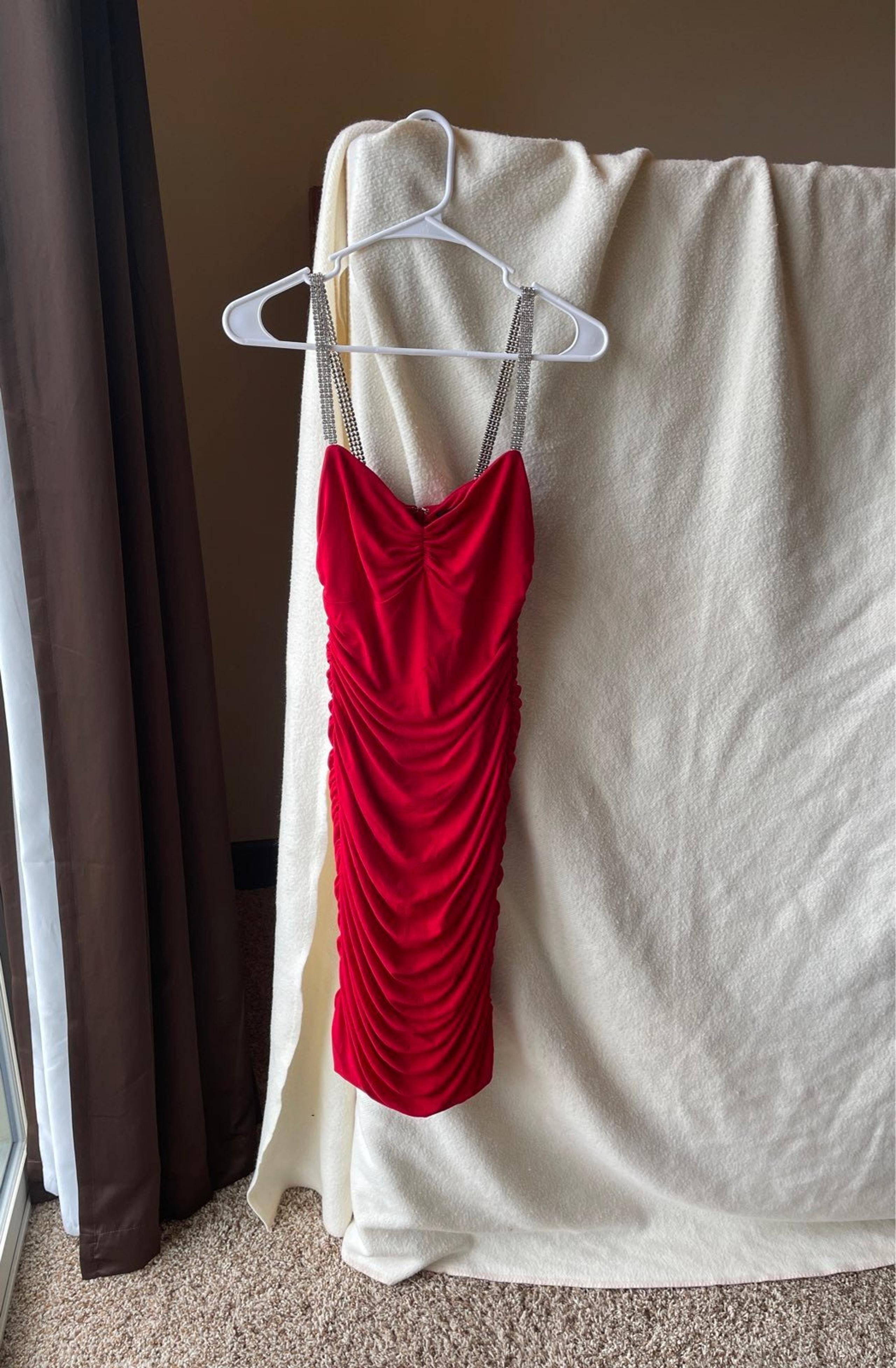 moda international bodycon dresses