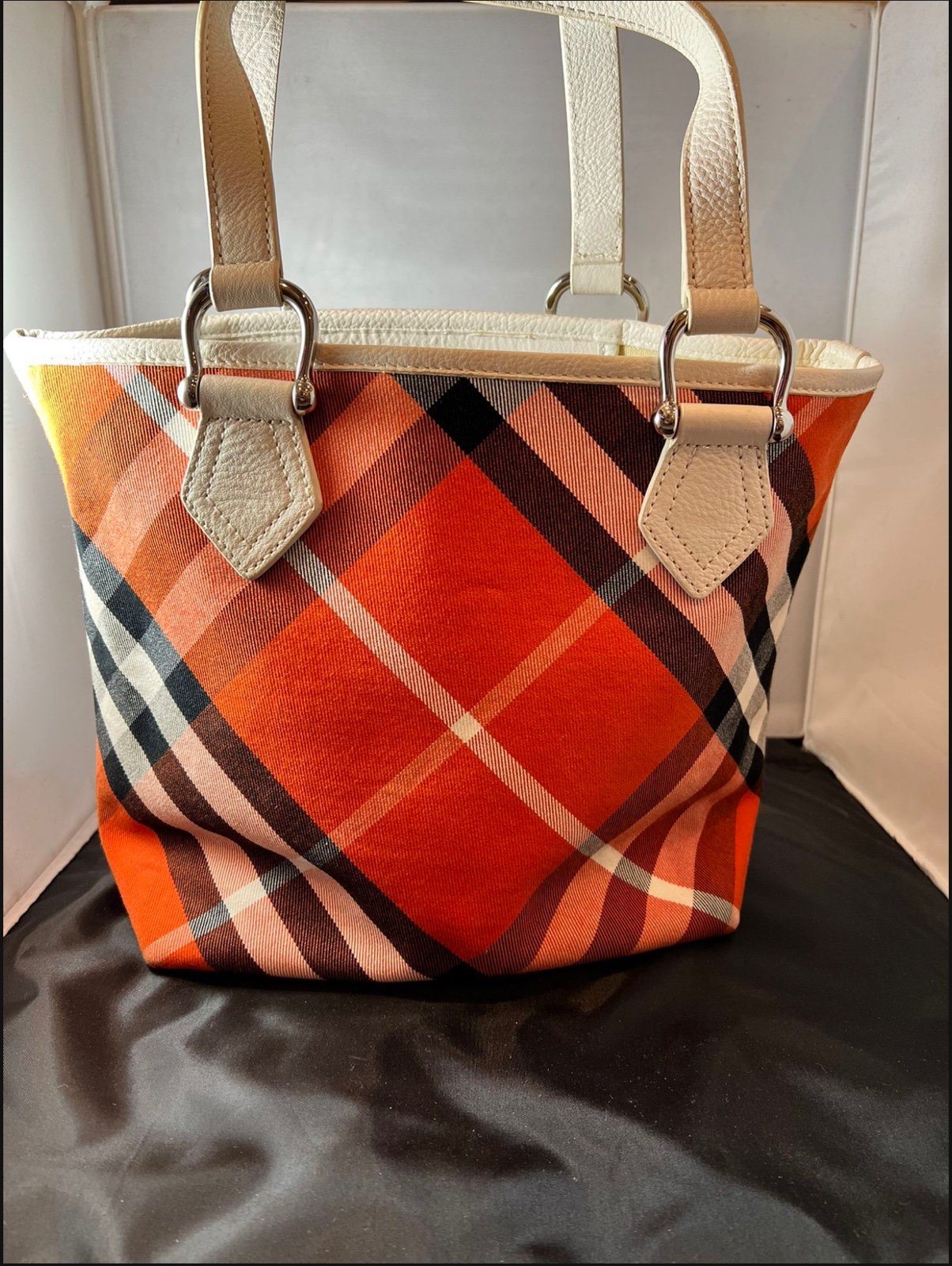 Burberry Nova Check small nickie shopper tote