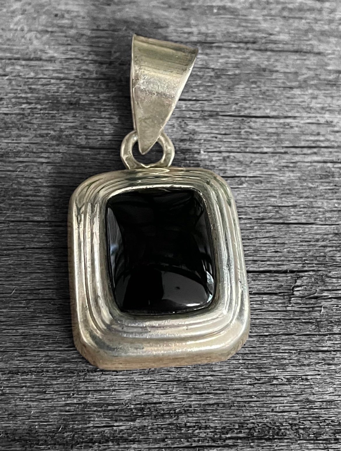 Silpada 925 Sterling Silver Natural Black Onyx Pendant