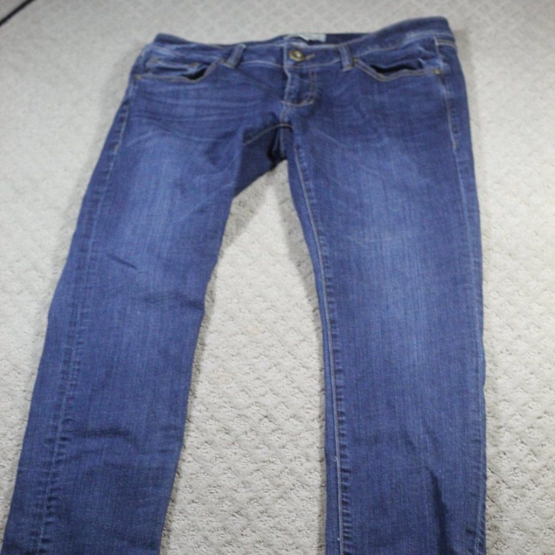 Cabi Jeans Tapered Boyfriend Stretch Jeans Style 917