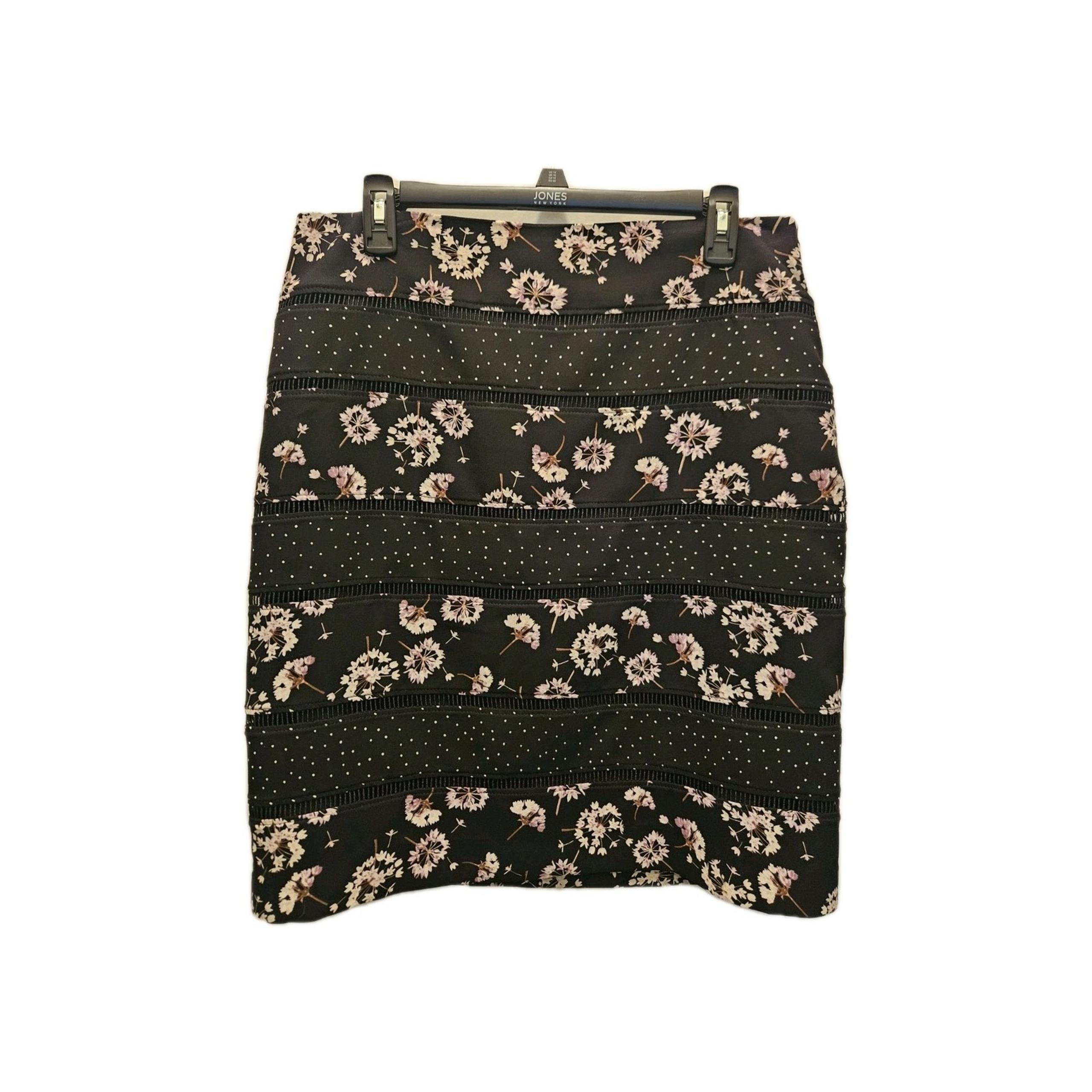 White House Black Market  Black Floral Pencil Skirt  Women's Size 10.