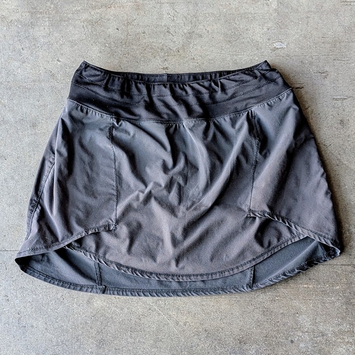 Oiselle Black Gray Roga Running Skort Skirt size 6