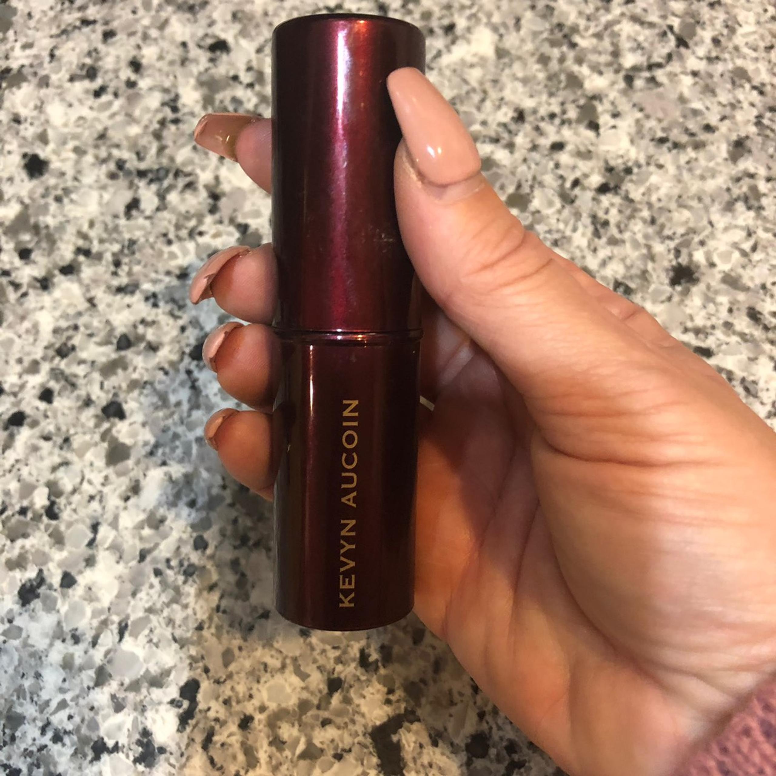 Kevyn Aucoin - Kevyn Aucoin Beauty