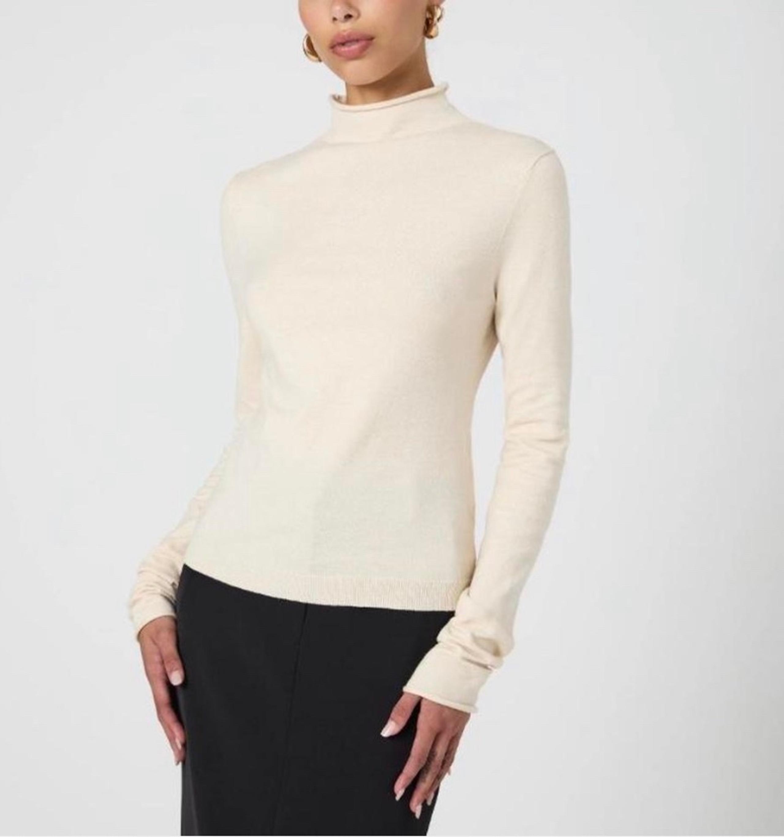 French Connection Cream Turtleneck Sweater Size Medium