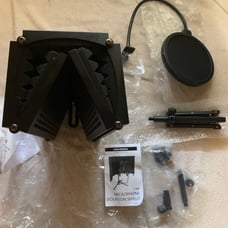 Codn Recording Microphone Aisolation Shield Kit Open box original box