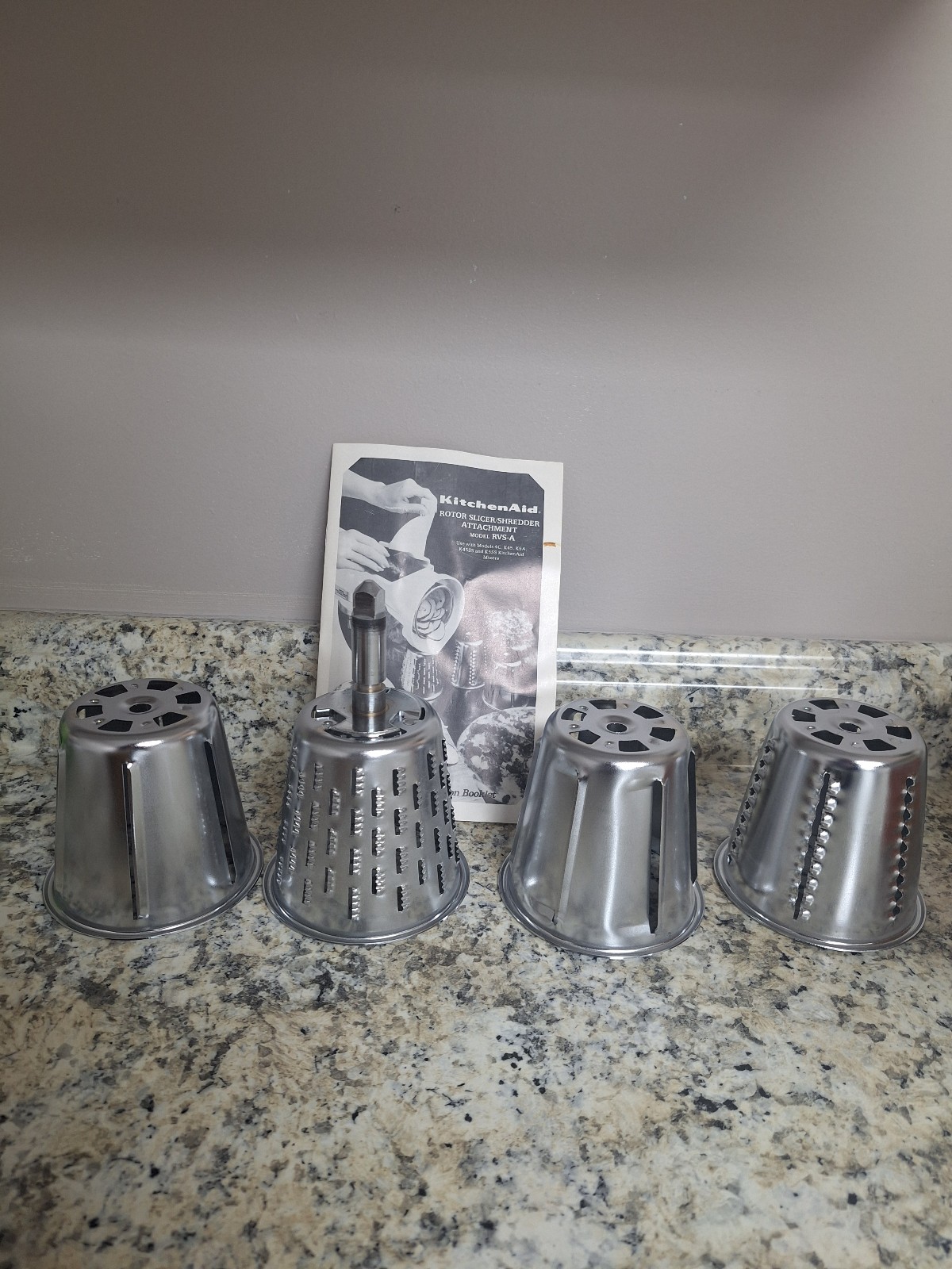 KitchenAid mixer slicer shredder, attachment, blades and attachment point
