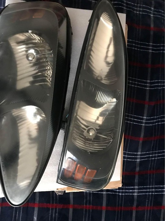 2004-2007 Grand Prix Headlights OEM