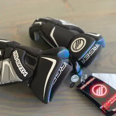Lacrosse gloves
