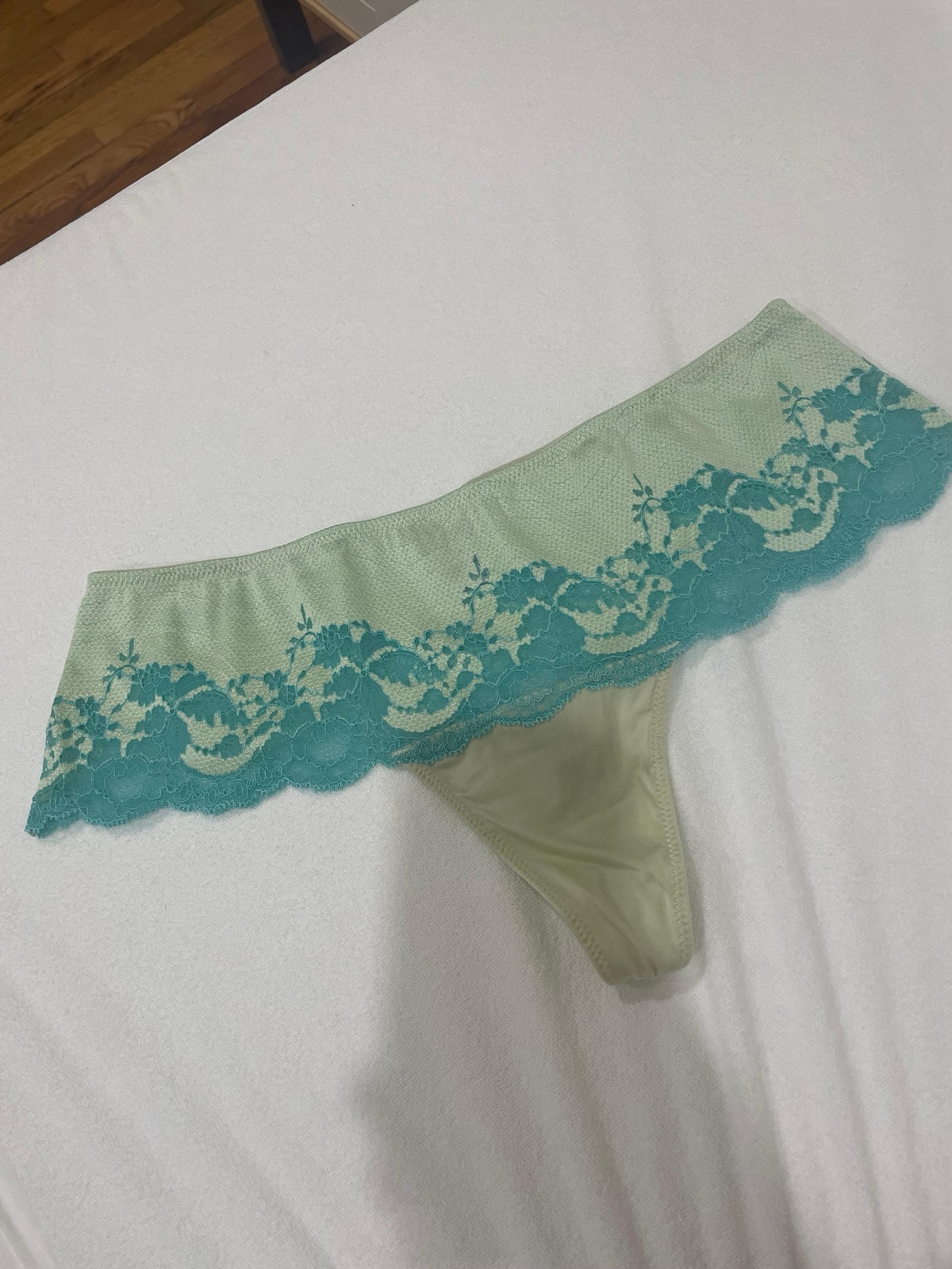 Wacoal lace thong panty