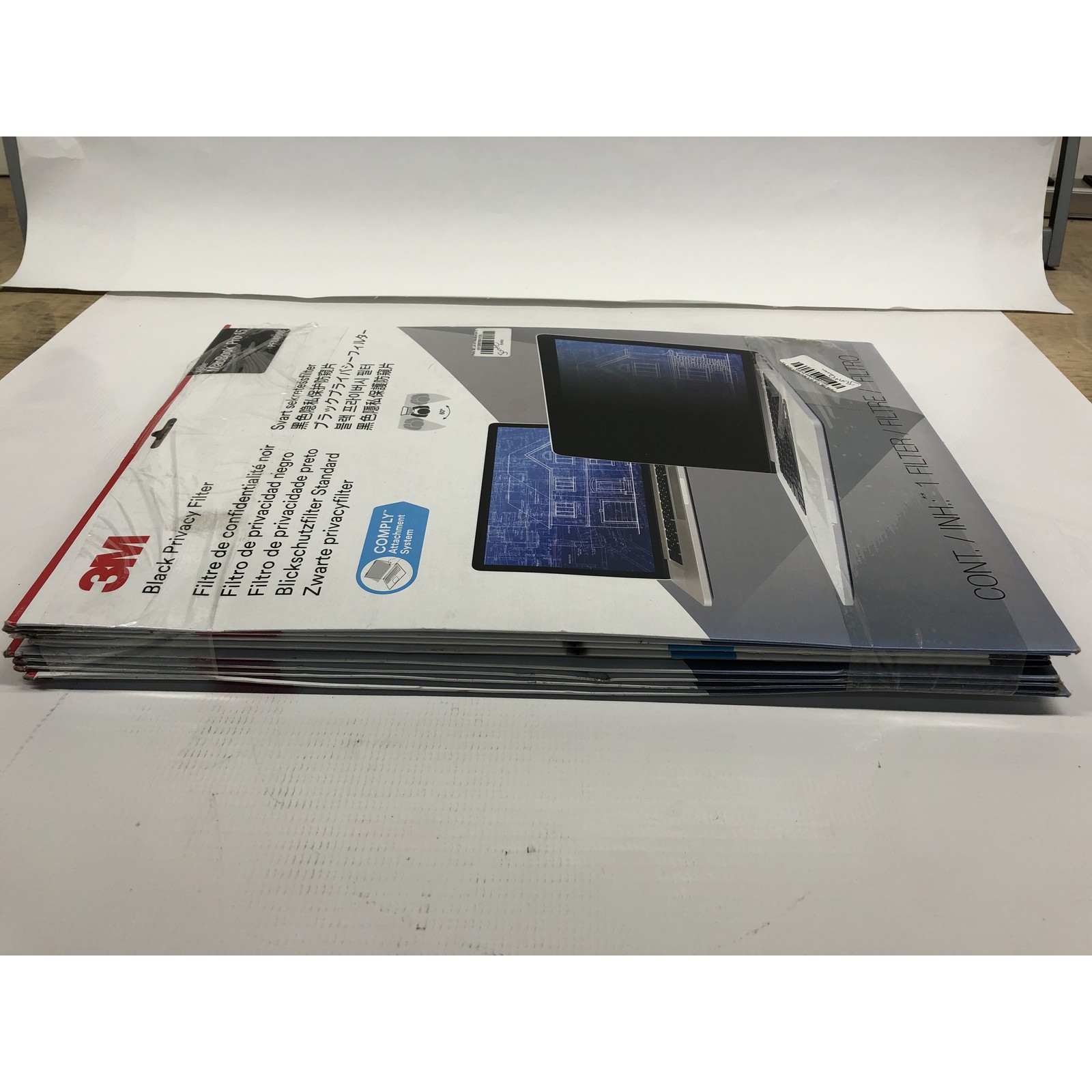 Lot of 6 Black privacy filter to MacBook pro 15 051128007600