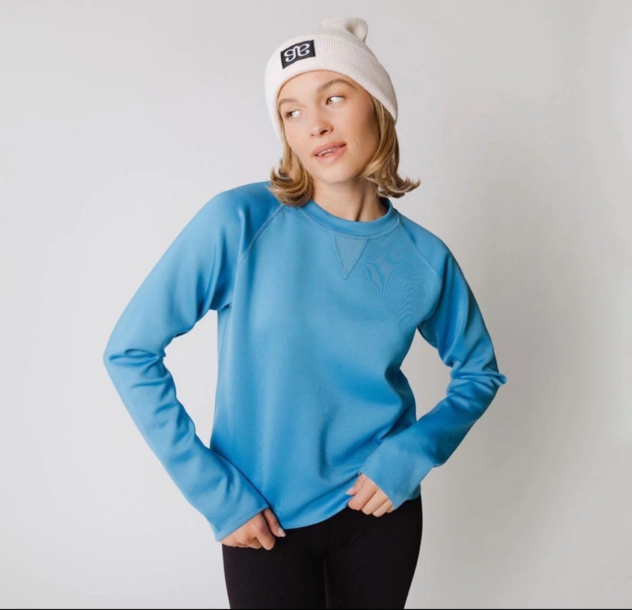 Albion women’s midway blue neo crop sweatshirt size large NWT