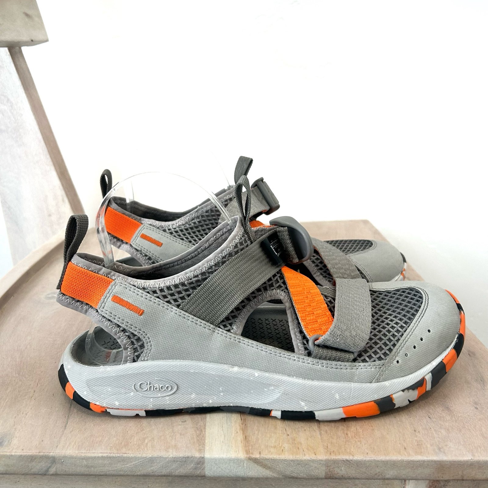 CHACO J106471 Mens Odyssey Water all-terrain mesh sandals Size 8 M Grey/Orange