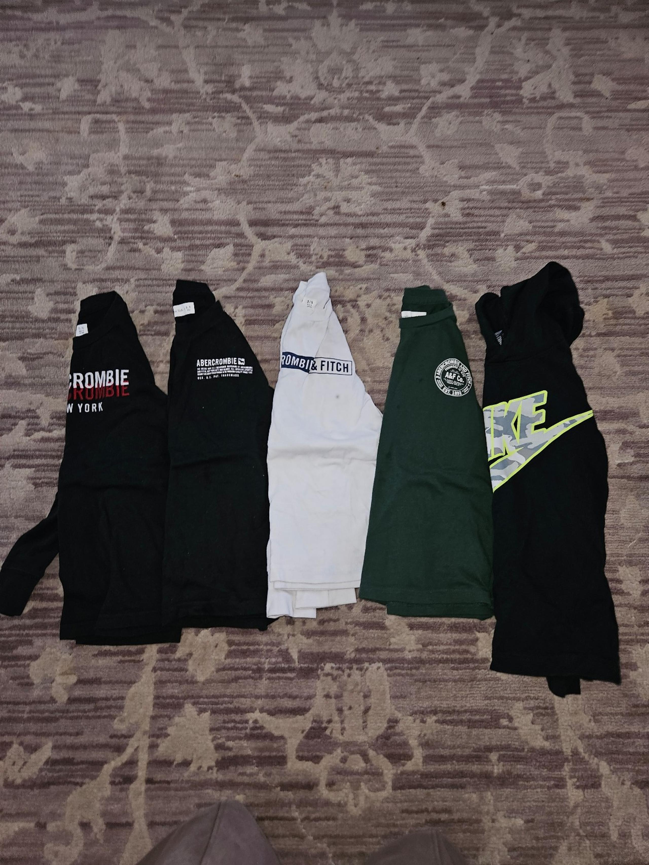 Bundle of Boys 5/6 long sleeve tees
