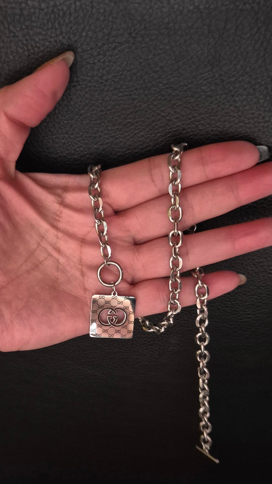 BEAUTIFUL HIGH END QUALITY NECKLACE