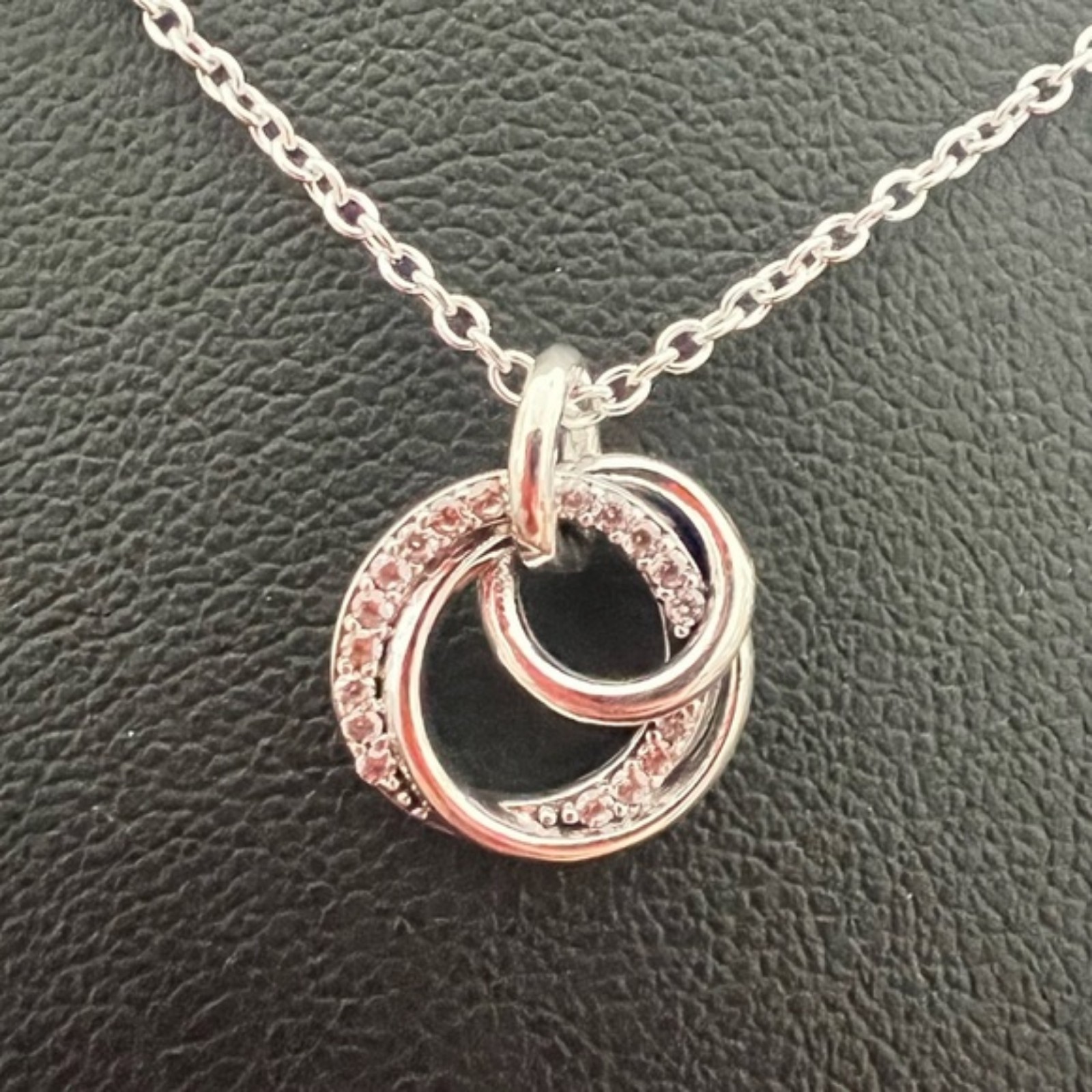 Encircled Hoop Earrings and Necklace Set orq