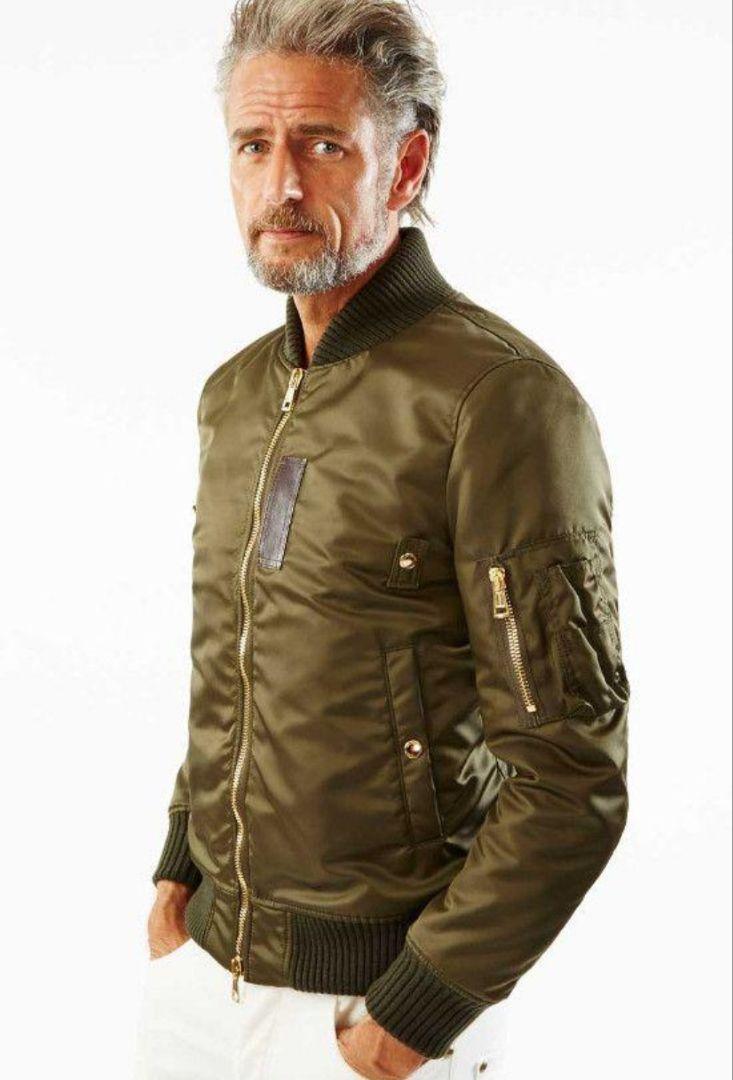 定価126,500円【1 piu 1 uguale 3 】MA-1希少size6 Retail price 126,500 yen 【1 piu 1 uguale 3】MA-1 rare size 6