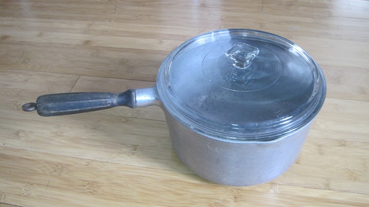 Vintage 4 Qt. Super Maid Sauce Pan Cookware Aluminum w/ Glass Lid, Wood Handle