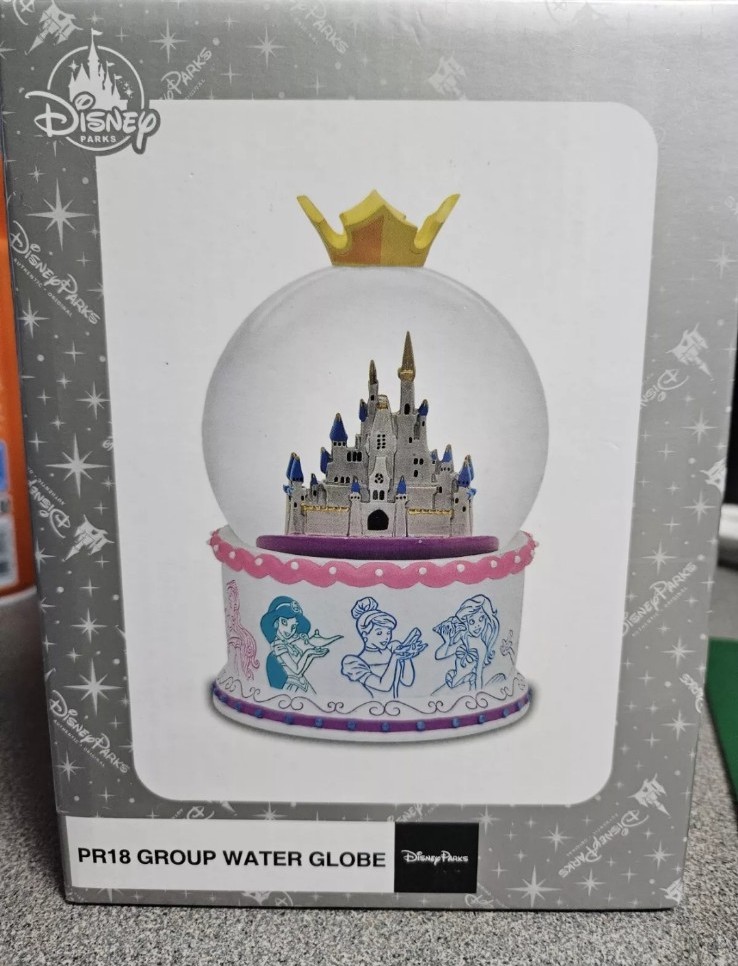 Disney Parks Castle Snowglobe Princess Silhouette NEW
