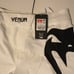 Venum Light 5.0 Fight short – White / Black Men’s Size M