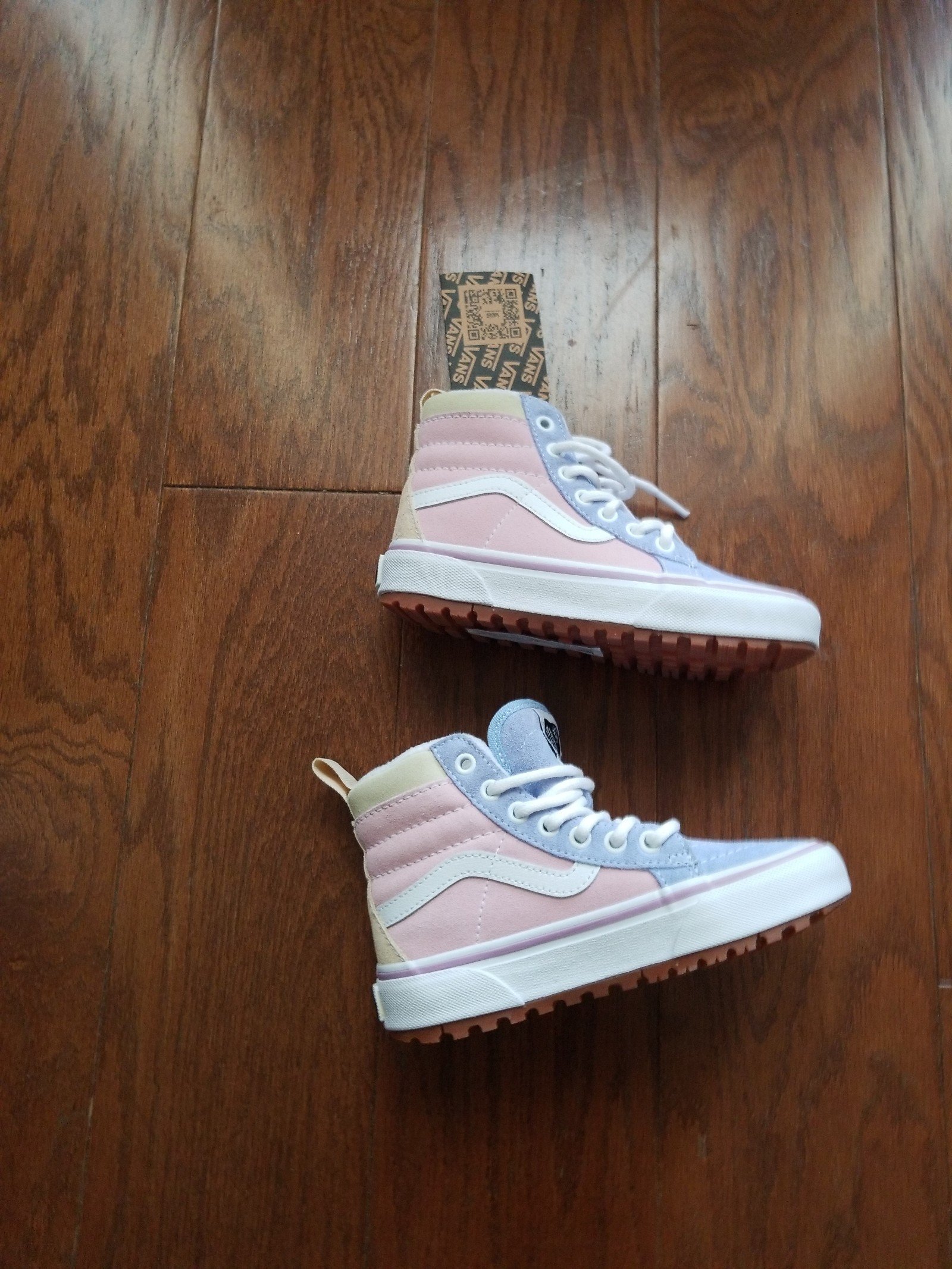✔✔Vans Sk8-Hi MTE-1 Multi-Color baby Girls' Shoe sz 2.5 NWT