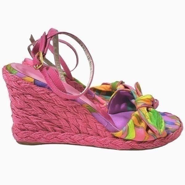 Stuart Weitzman Pink Hawaiian Print Sandal Wedge Size 6 Open Toe Barbie Womens