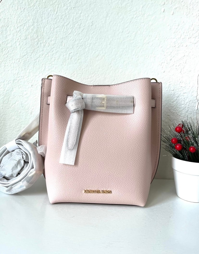 Michael Kors Emilia SM Bucket Bag