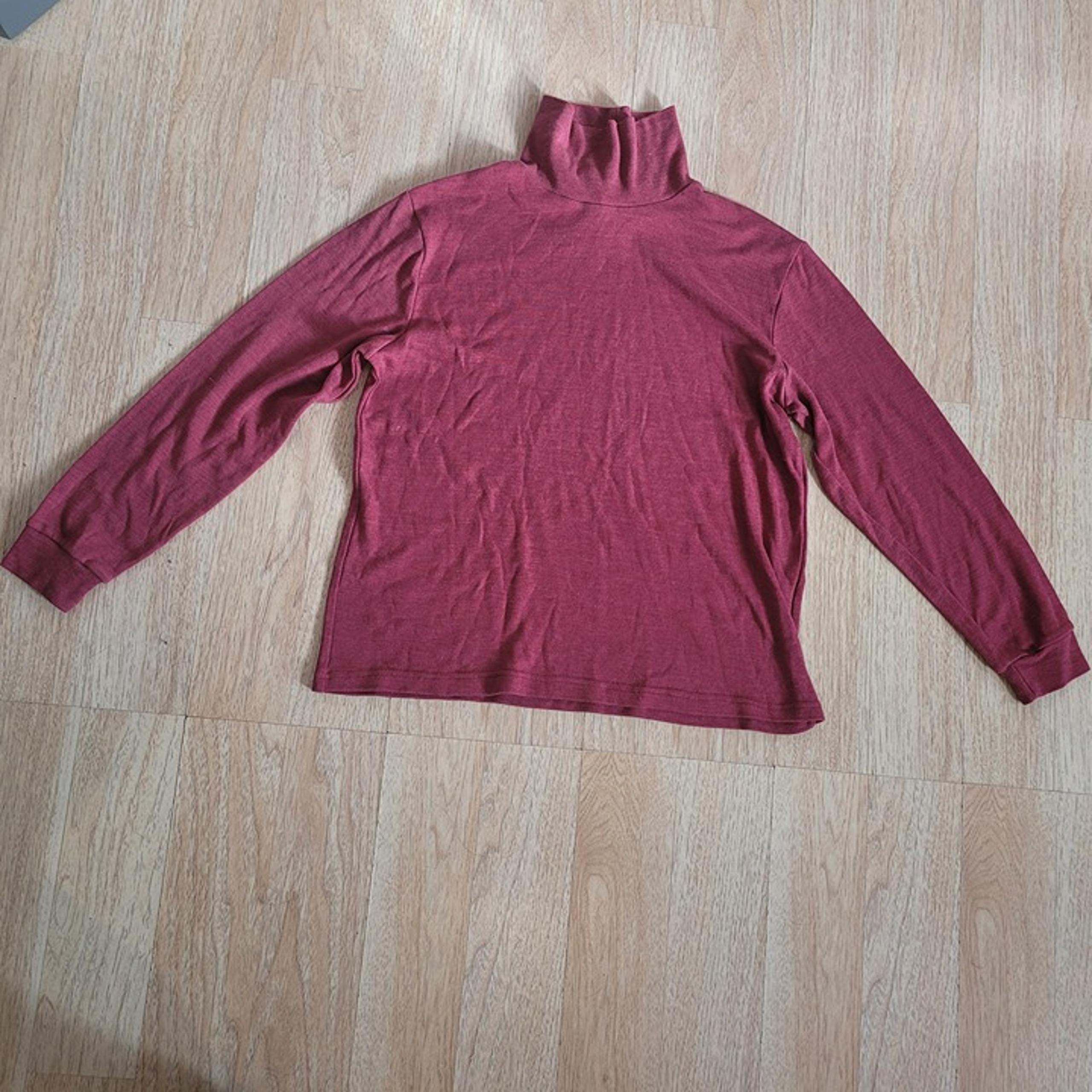 Women Basic Edition Long Sleeve Red Turtle Neck Shirt Size X Large
