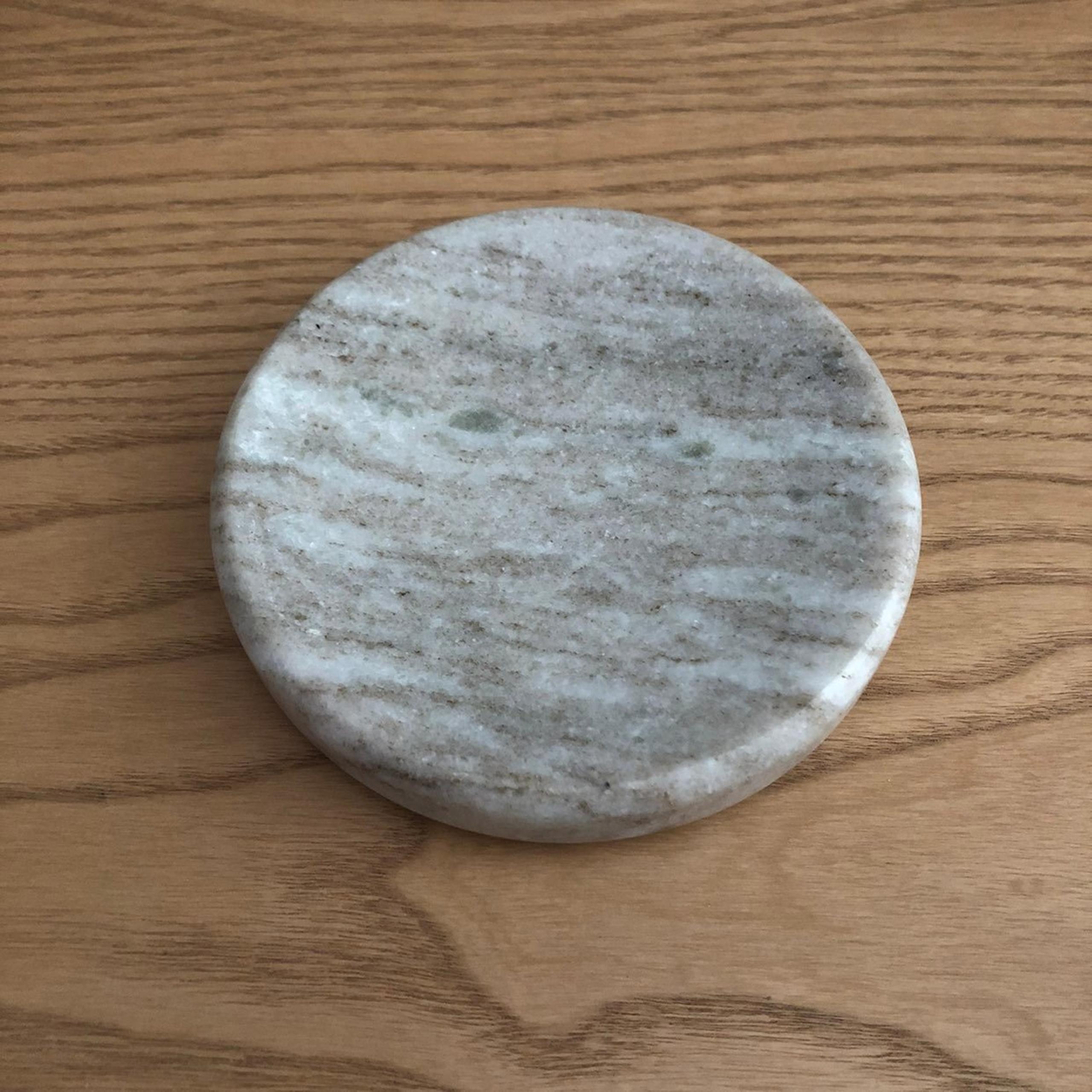 New Threshold Marble soap dish Beige