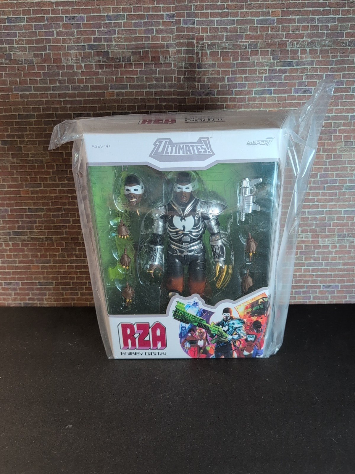 SUPER7 ULTIMATES RZA Bobby Digital **INSTOCK*