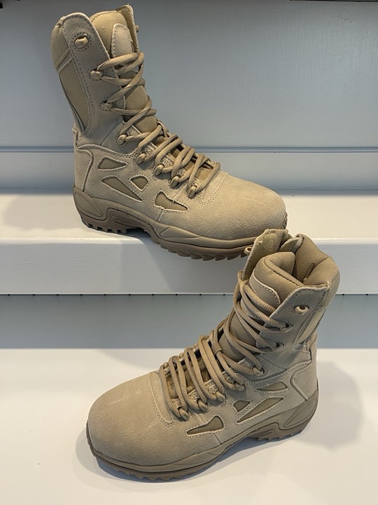Reebok Rapid Response RB 8 Stealth Boot Sz 8.5 W Tan Suede Side Zip RB8894