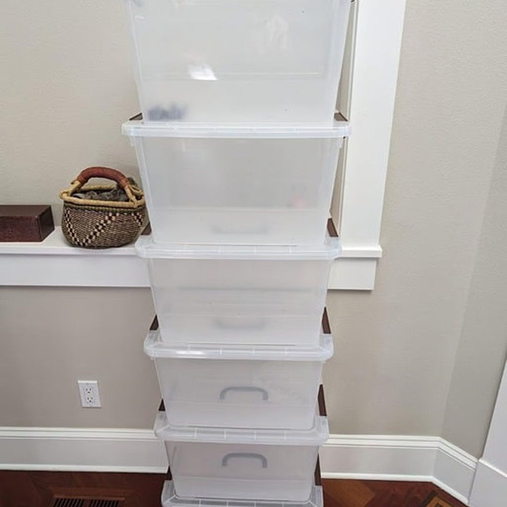 6-Pack Clear 7 Quart Storage , Plastic Stackable Latching Box