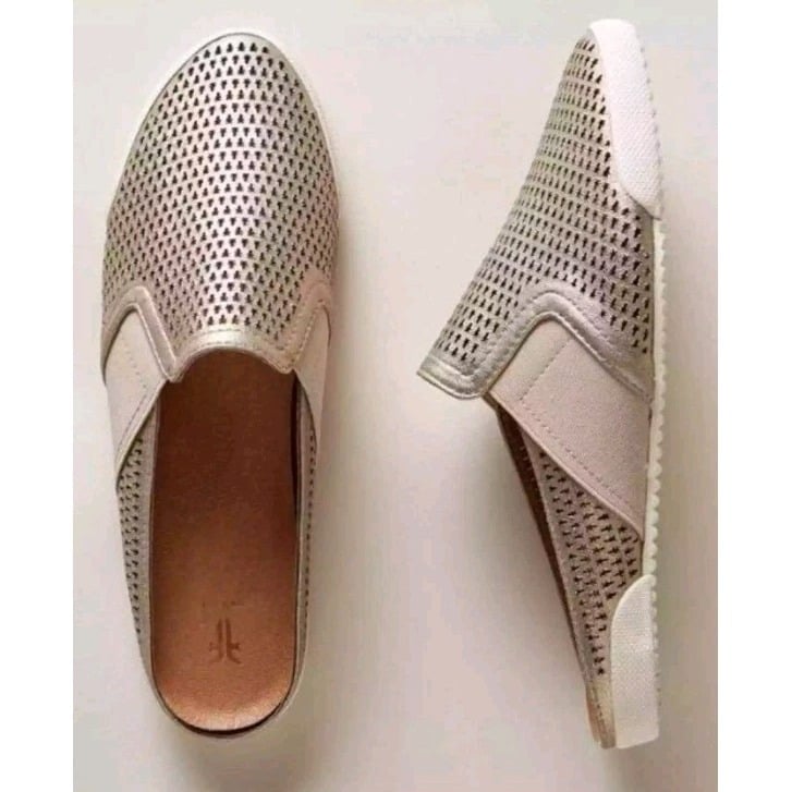 FRYE Melanie Perf Mules Slip On Shoes Silver Size 7M