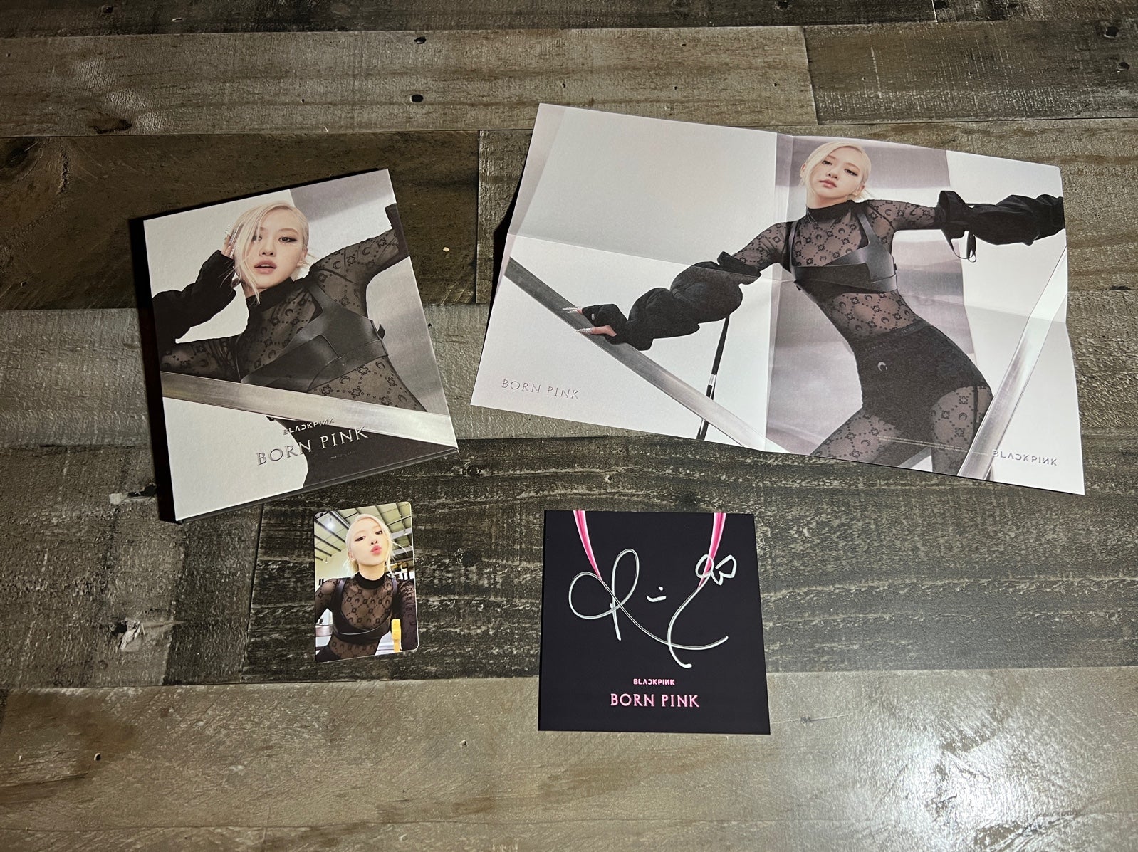 Blackpink Rose Born Pink signed autographed Digiback brand new Pink Venom
