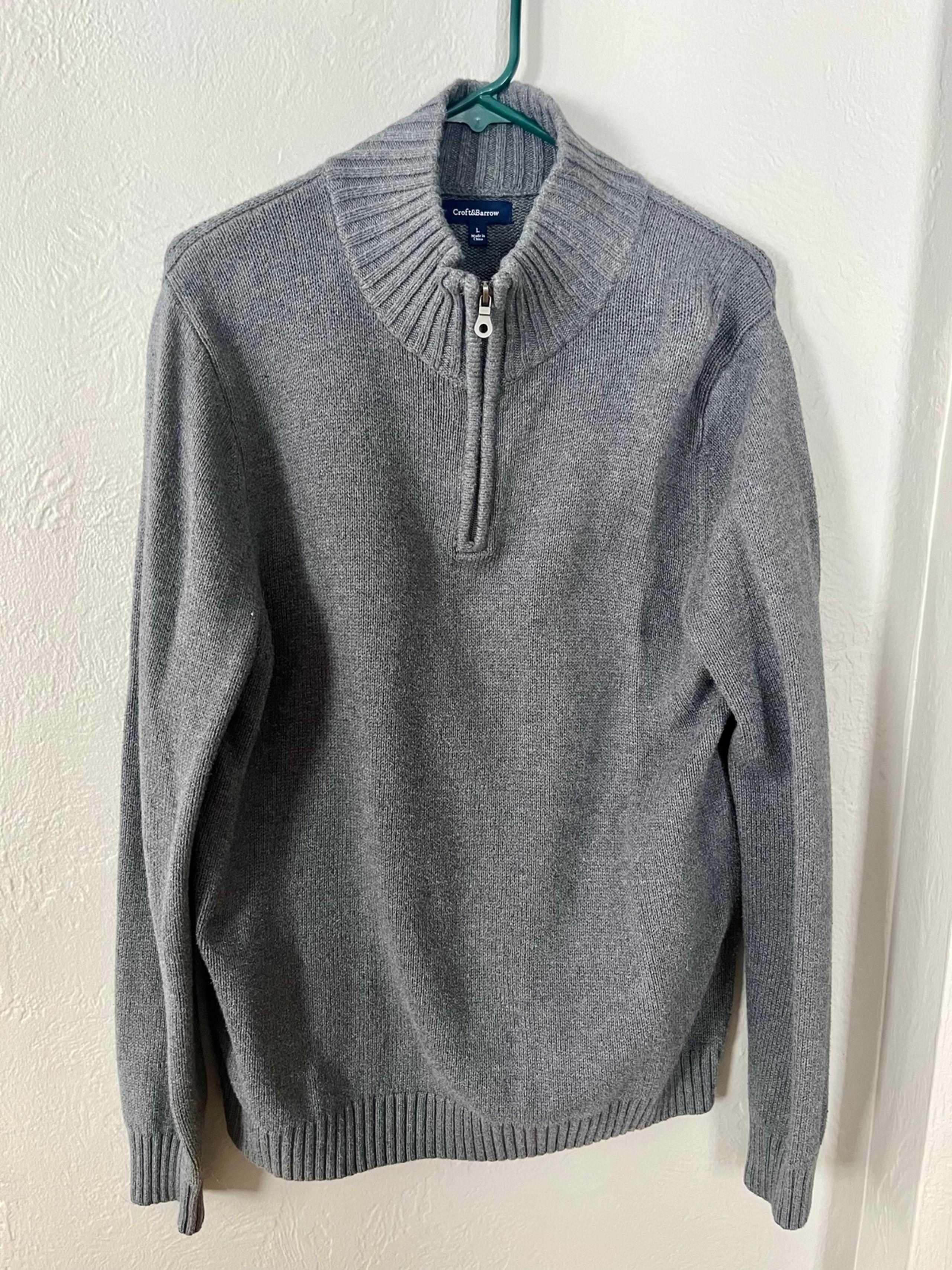 Men’s Gray Quarter Zip Sweater