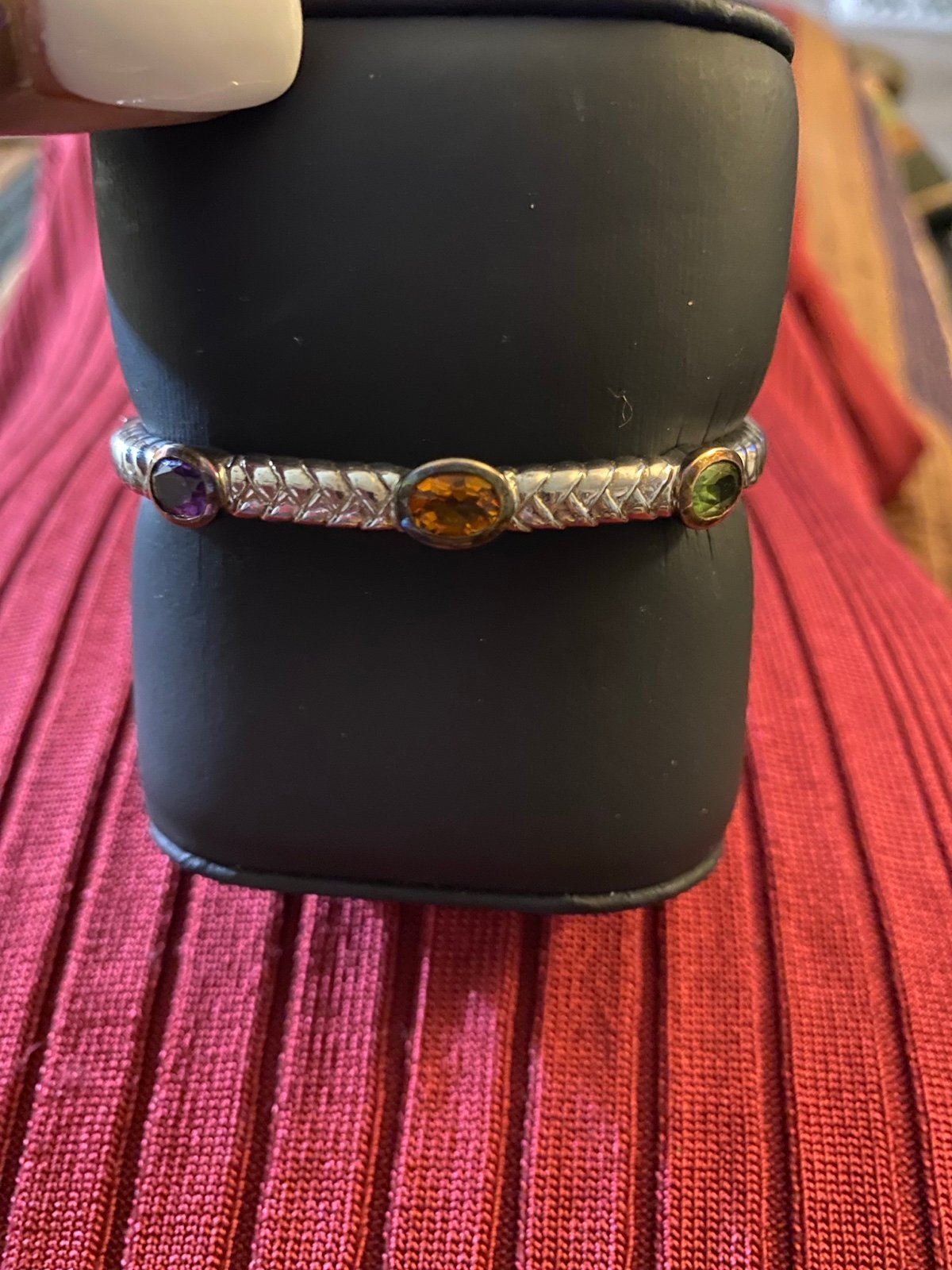 PRICE DROP— Alwand Vahan AV 14kt Sterling Hinged Bangle with Gemstones..