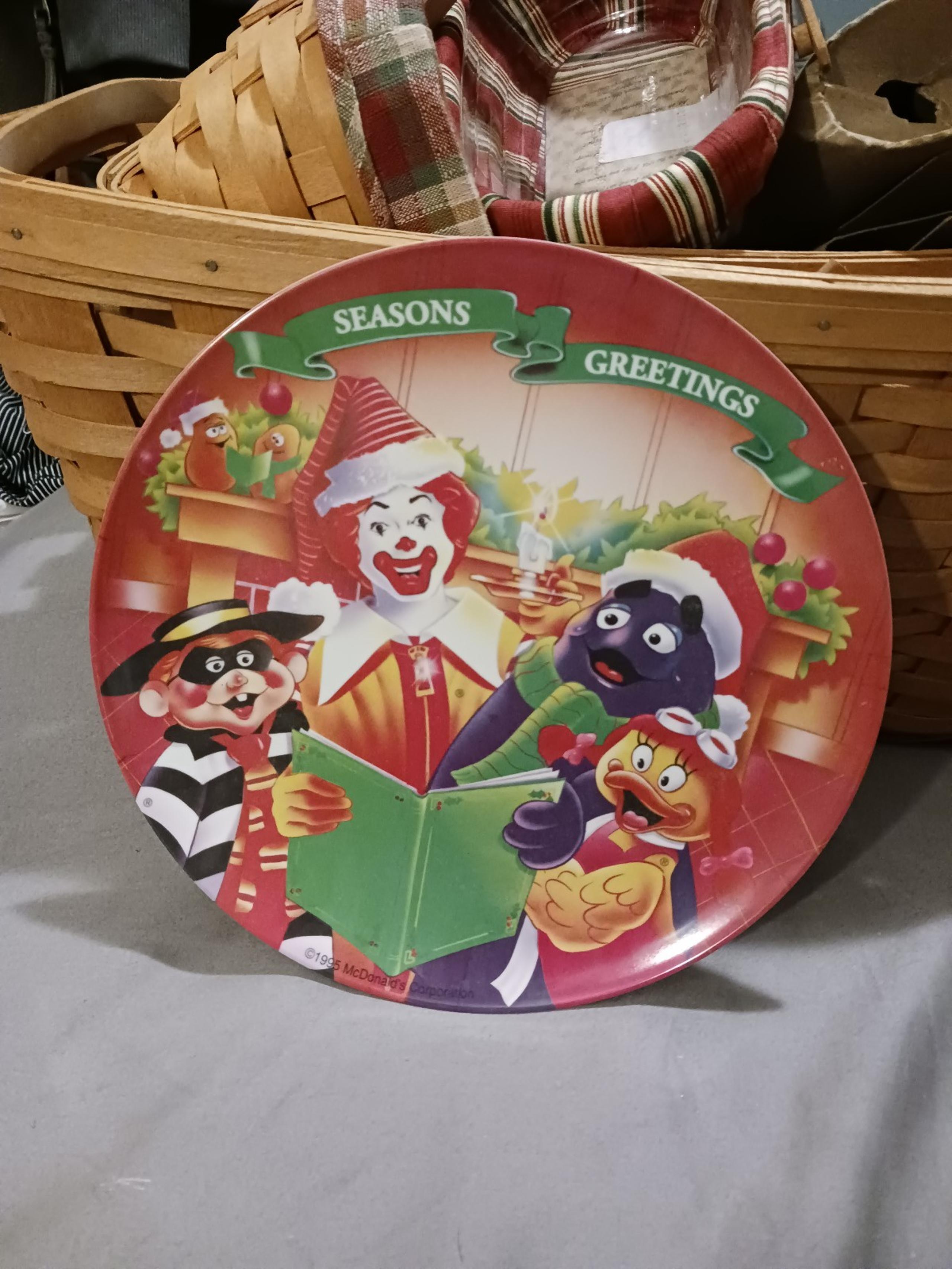 NEW!! 1995 McDonald's Christmas Plate