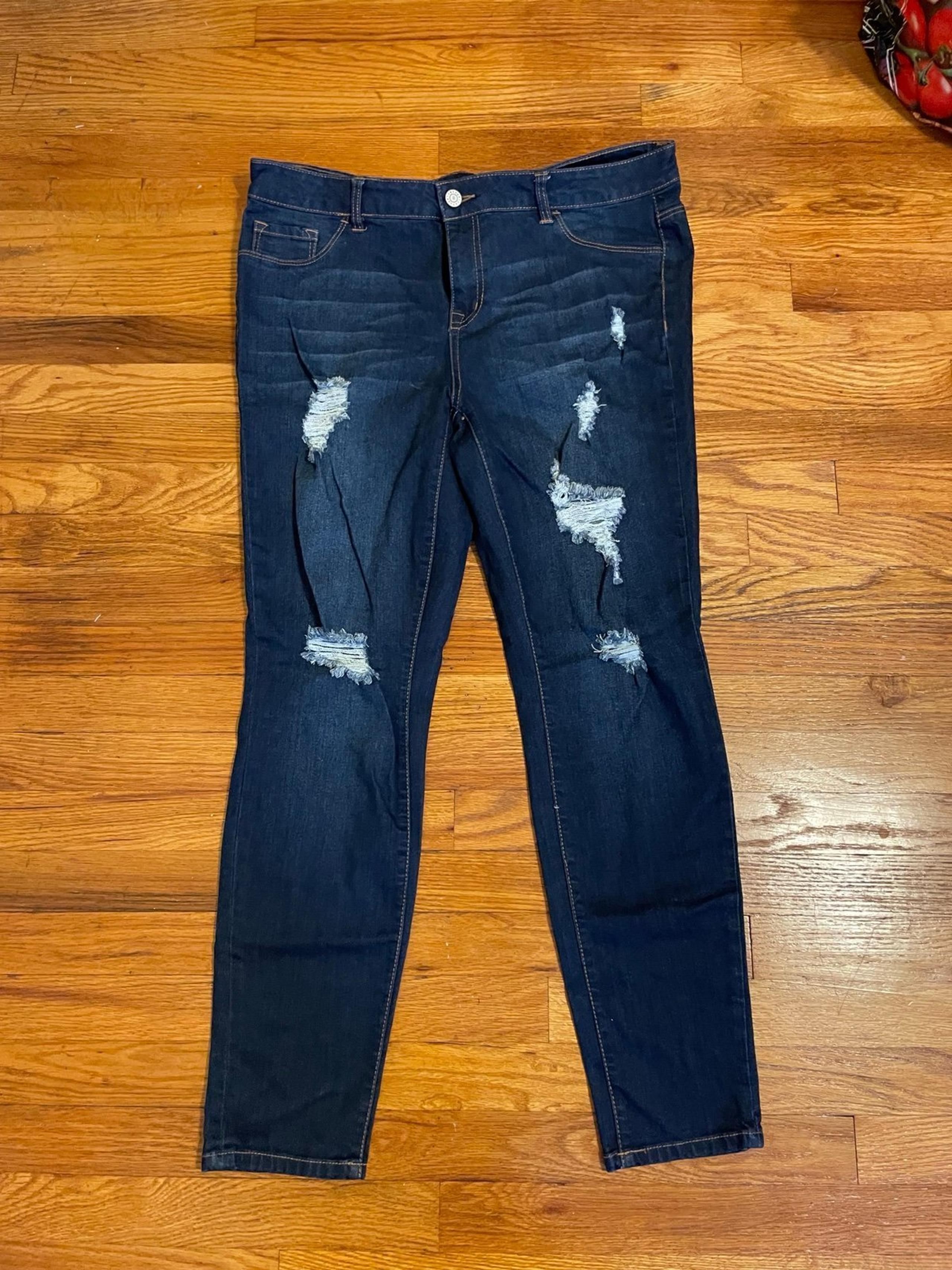 Refuge Dark Wash Blue Distressed Jeggings - Size 16
