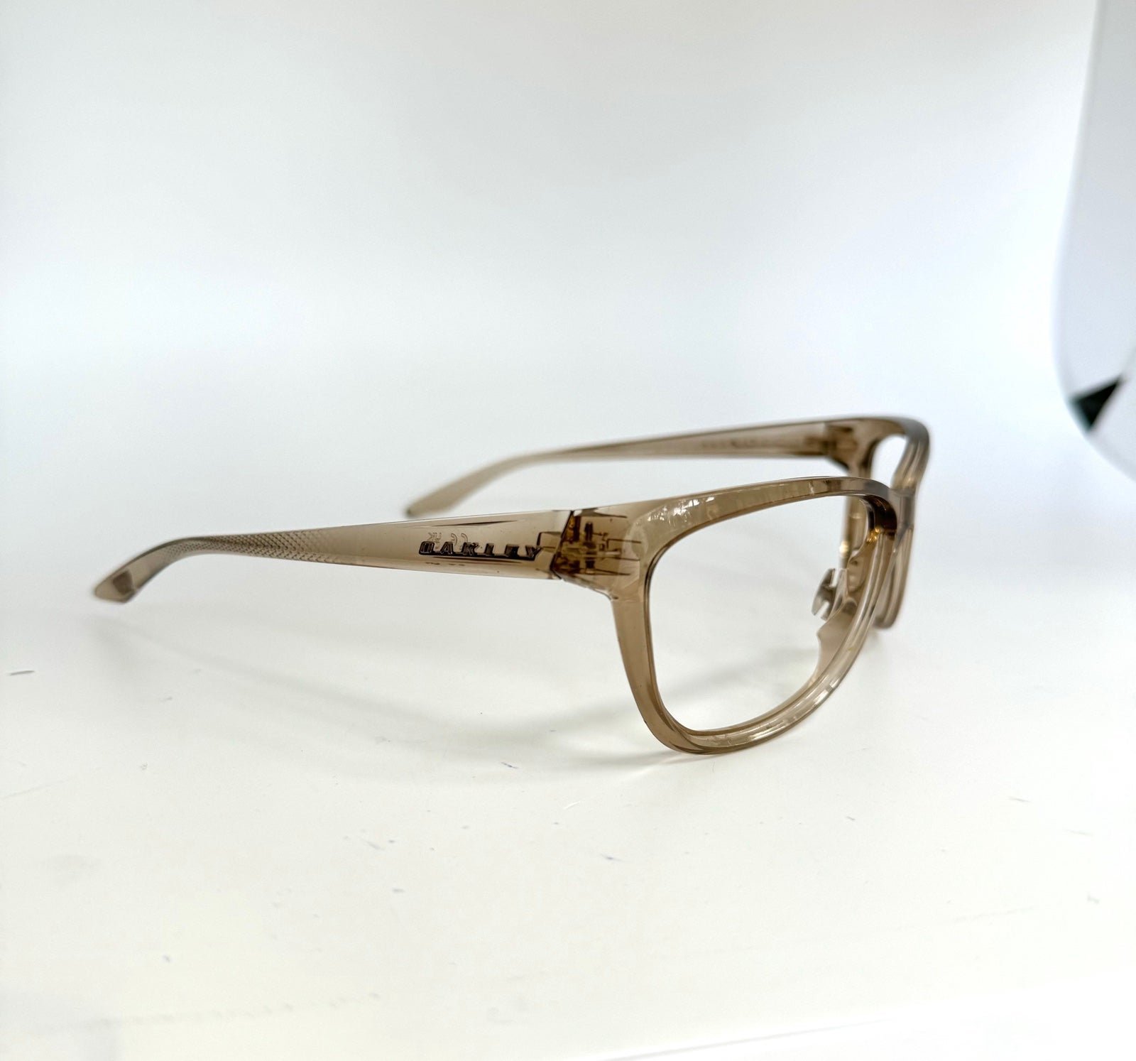 Oakley/ OO9222 Pasque Sunglasses- Eyeglasses Frame Sepia