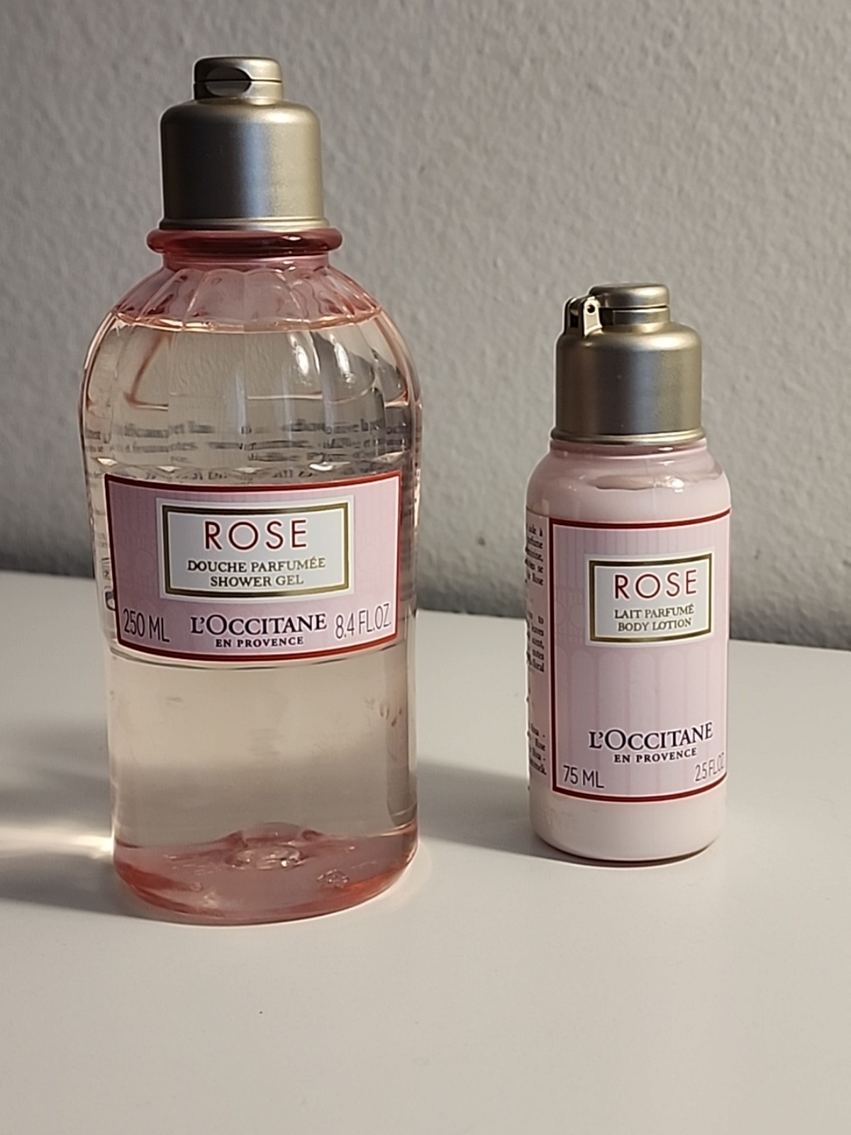 L'occitane en Provence Rose Lait Parfume Body Lotion & Shower Gel Set