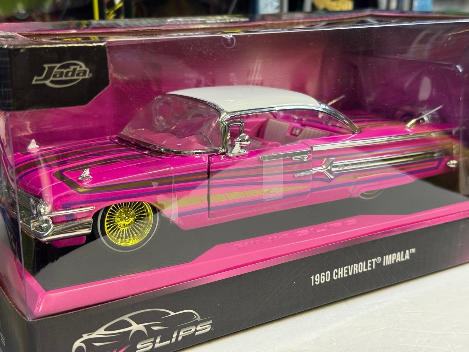 Jada Toys PINK SLIPS ***1960 CHEVY IMPALA*** 1:24