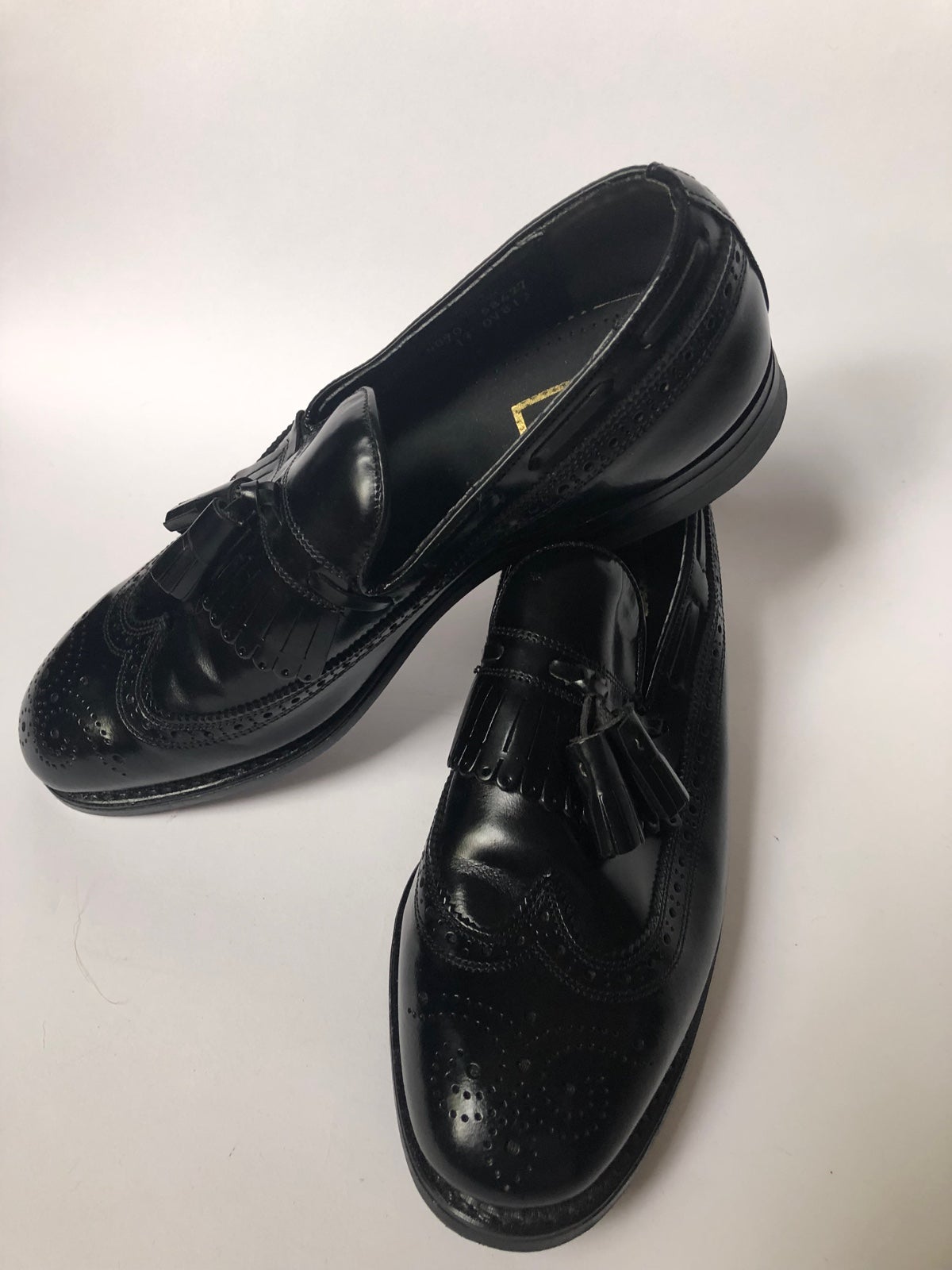 shoes mens black wingtip’s Stuart McGuire