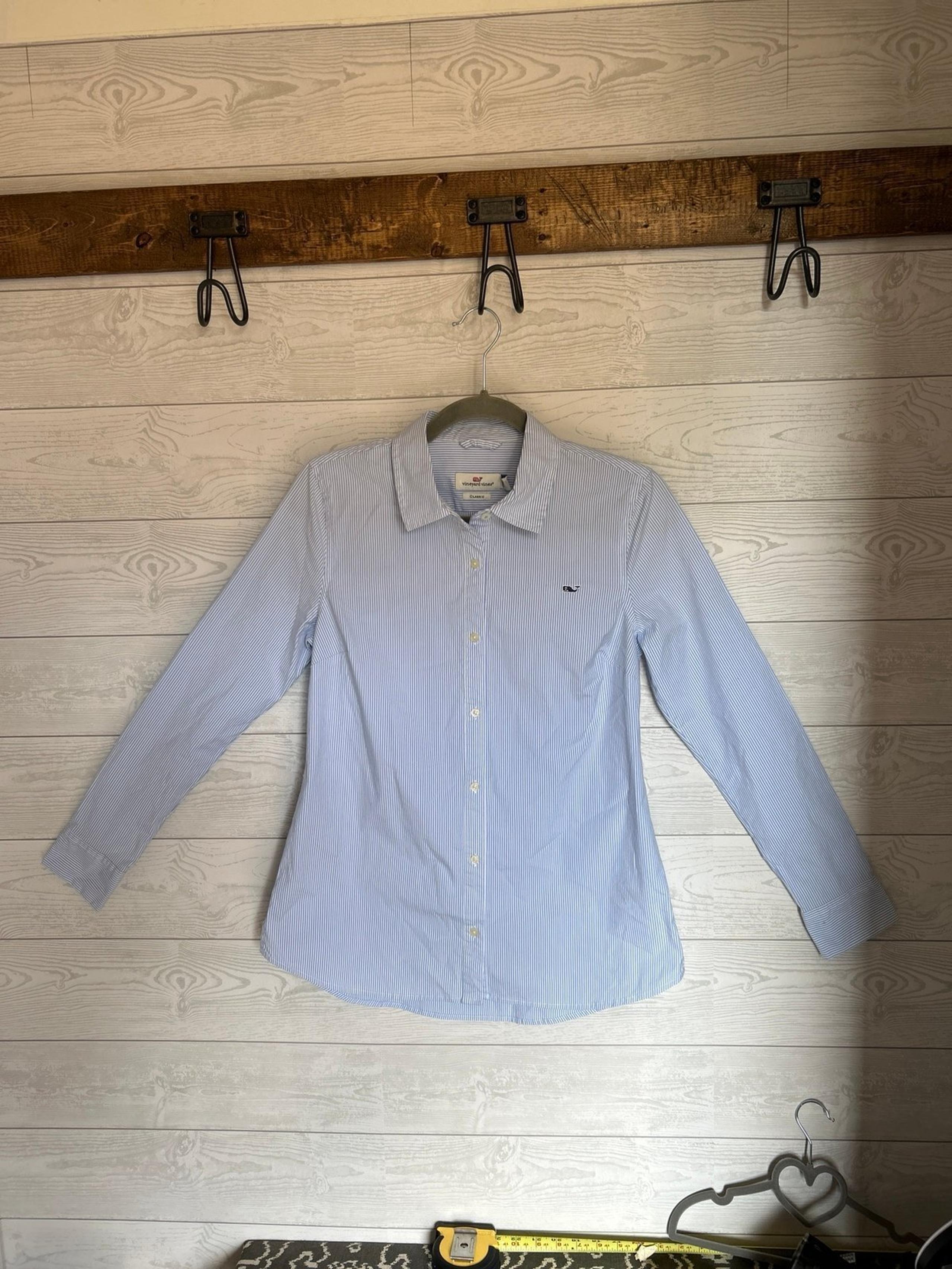 Vineyard Vines Women’s Light Blue Stripe Long Sleeve Button Down Shirt XS-S