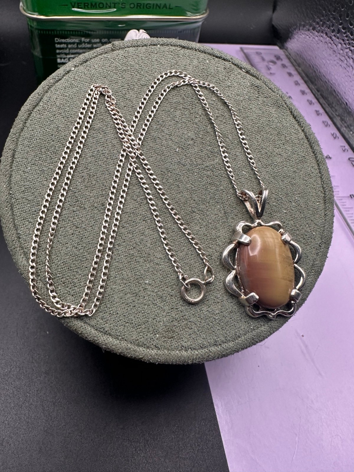 Vintage Sterling oval Jasper Gemstone Pendant with chain