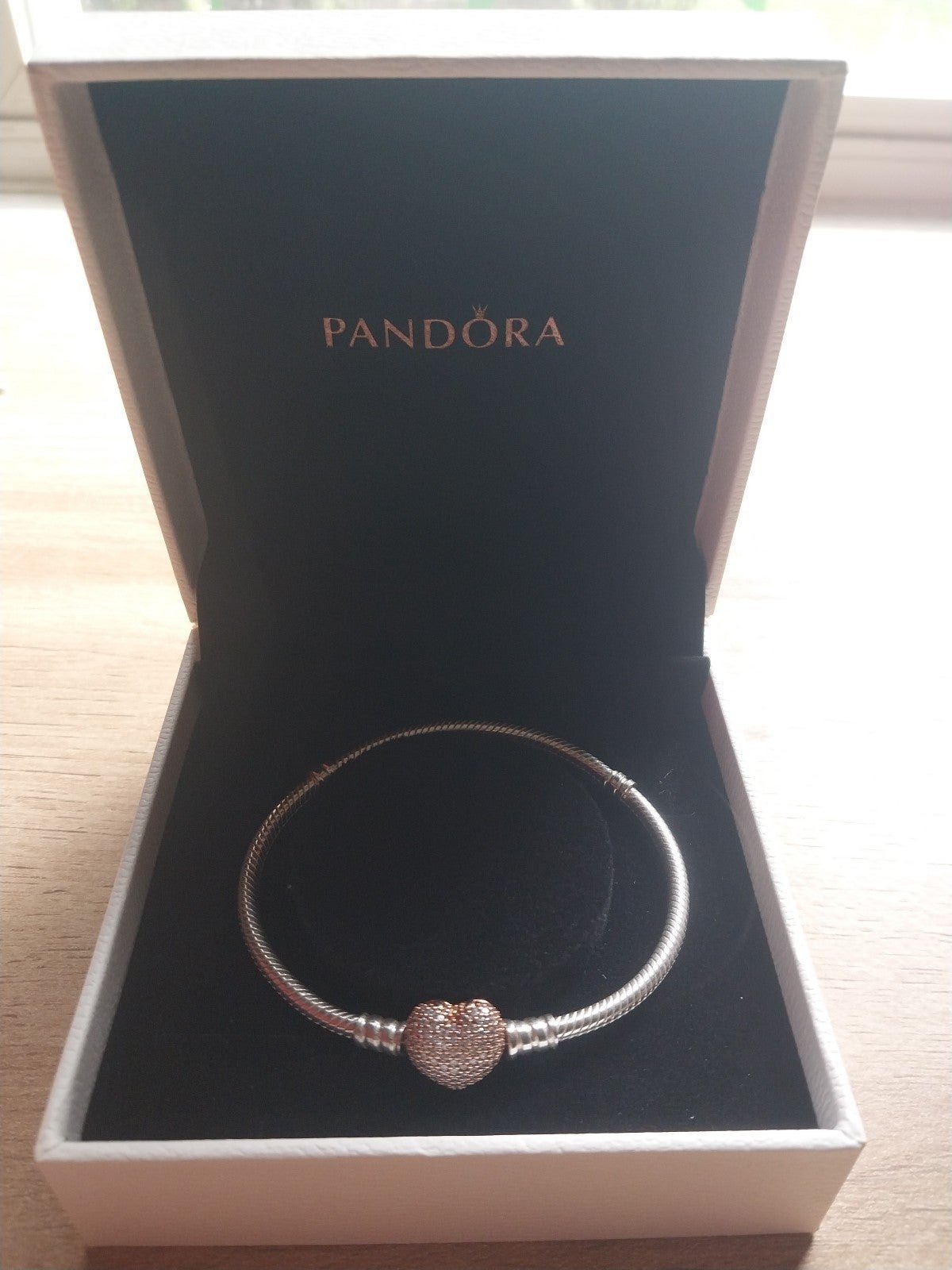 Pandora rose gold heart bracelet