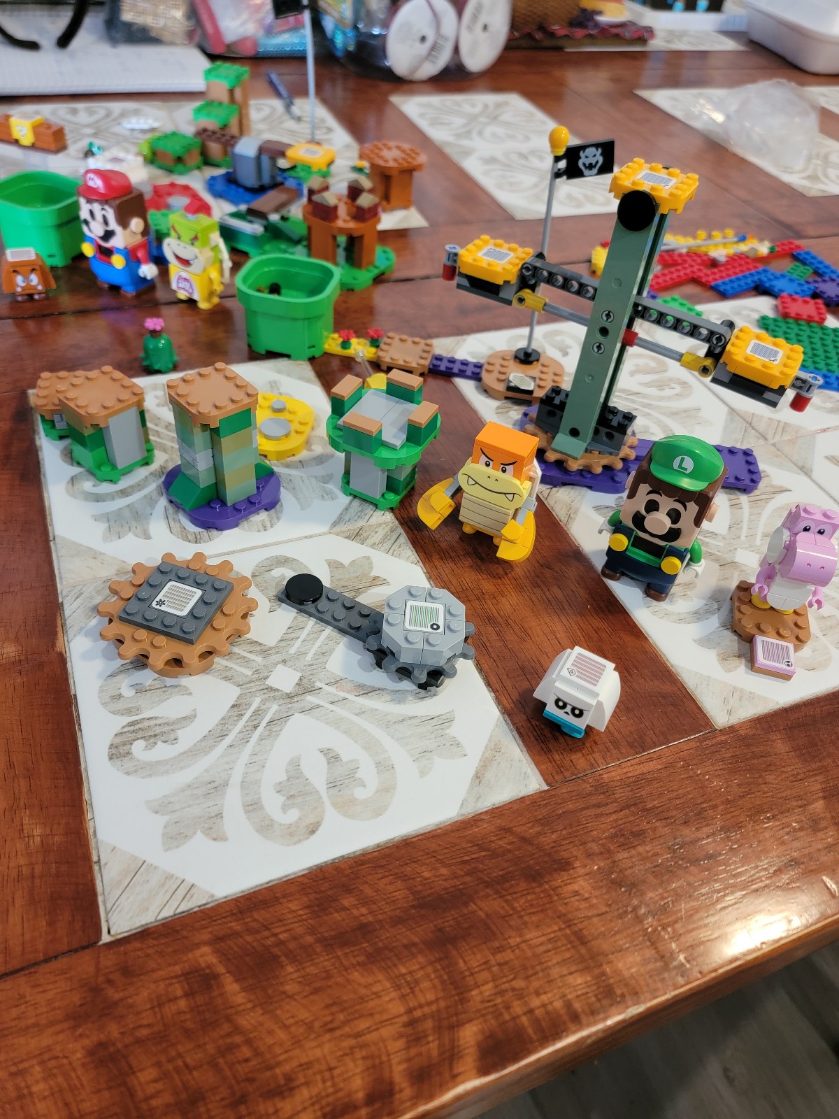 Lego luigi starter course and mario complete