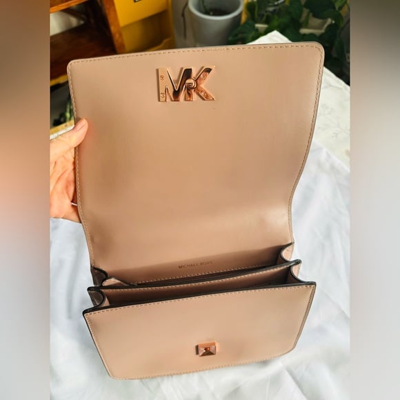 michael michael kors mott leather clutch