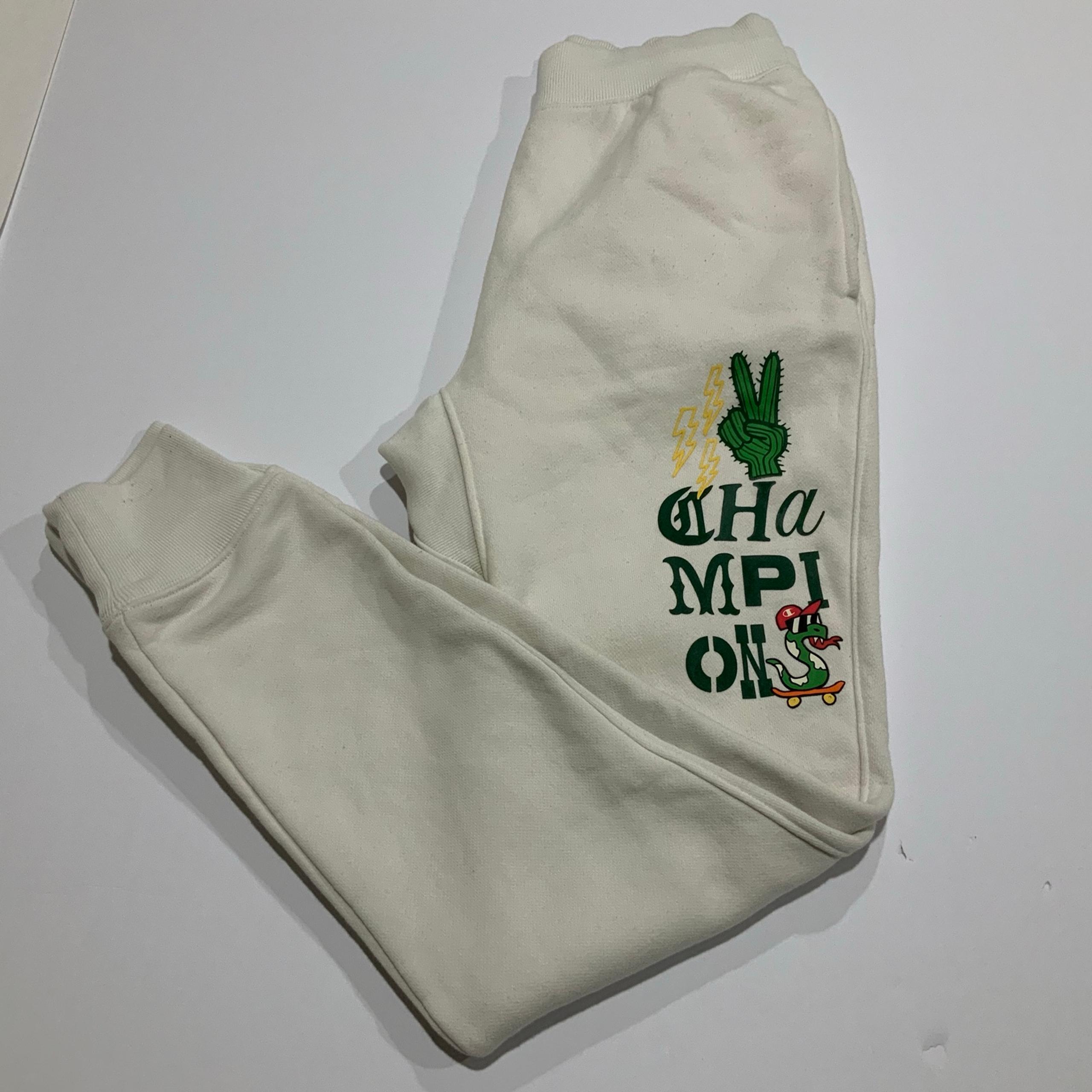 Champion_Chicago Reverse Weave Men’s Joggers / Sweatpants- Size Small