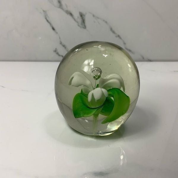 VINTAGE Hand Blown Glass Globe Paperweight with flower inside