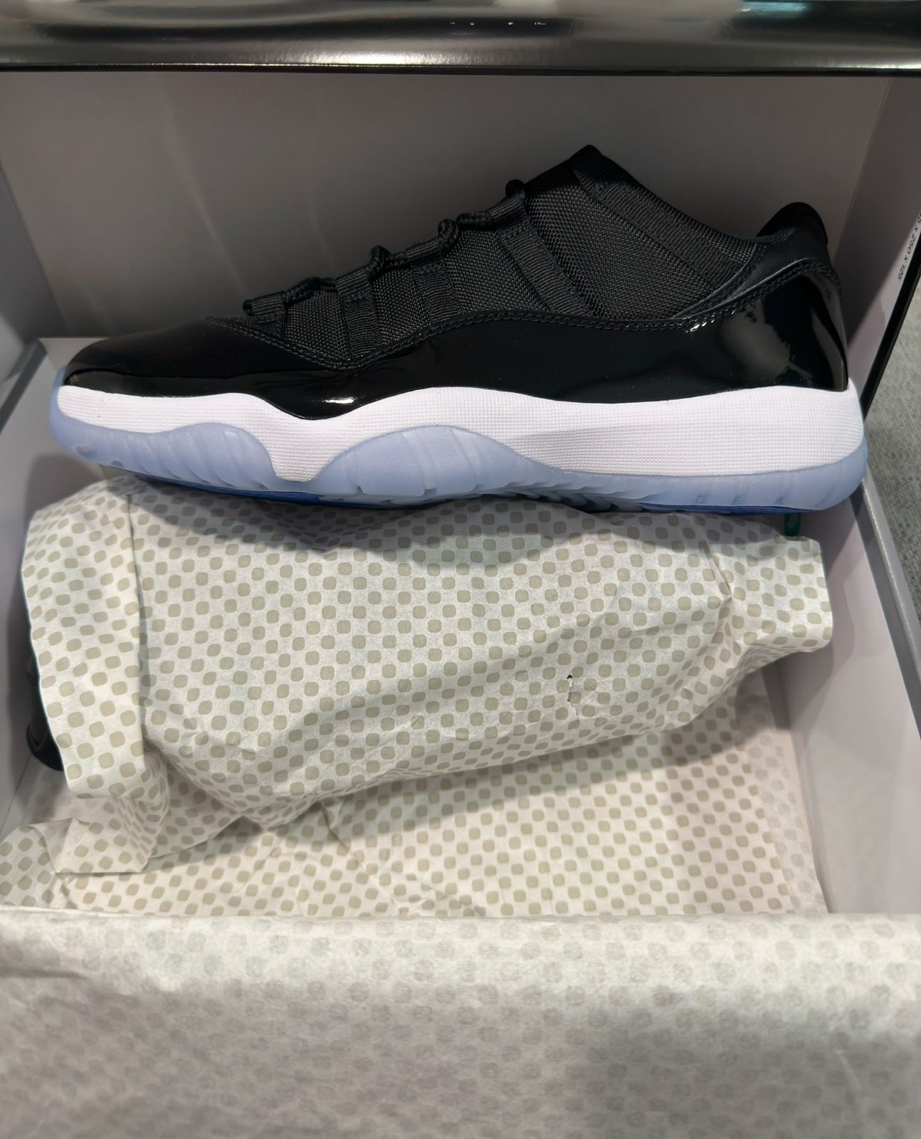 Nike Air Jordan 11 Retro Low