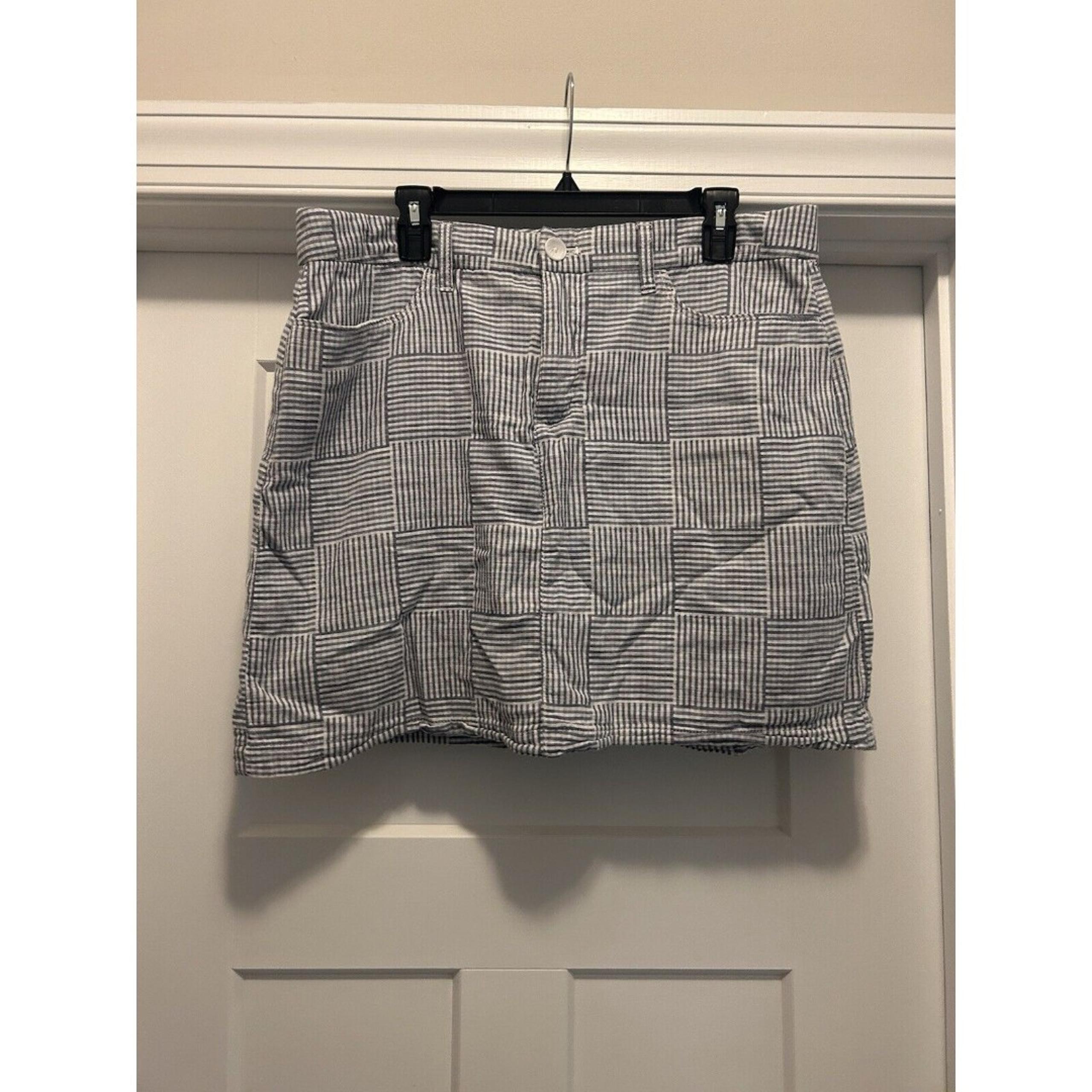 CROFT & BARROW Gray White Striped Skort Skirt with Shorts Womens Size 16 Plus